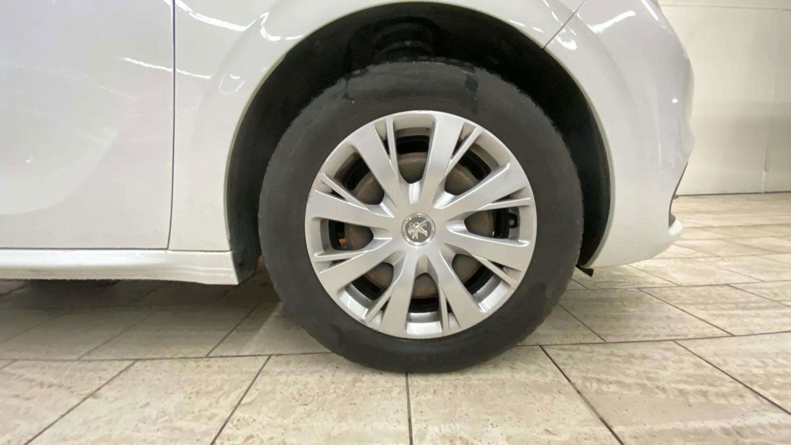 https://cdn-flexicar.caraffinity.it/public_appraisal_images_pro/images/stock/124209/zpqUGT8Qcn__0954KLT_7de81fb475ff4a2cbde9ea73f8543fd4_Miscellaneous_17.jpeg.jpg