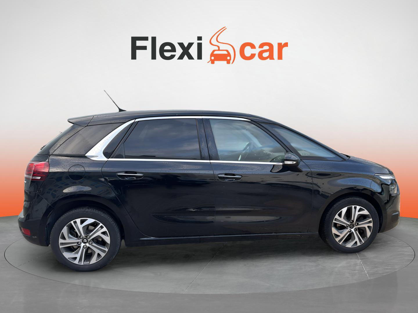 https://cdn-flexicar.caraffinity.it/public_appraisal_images_pro/images/stock/130917/Q9hWM3zETo__IMG_3137.jpeg
