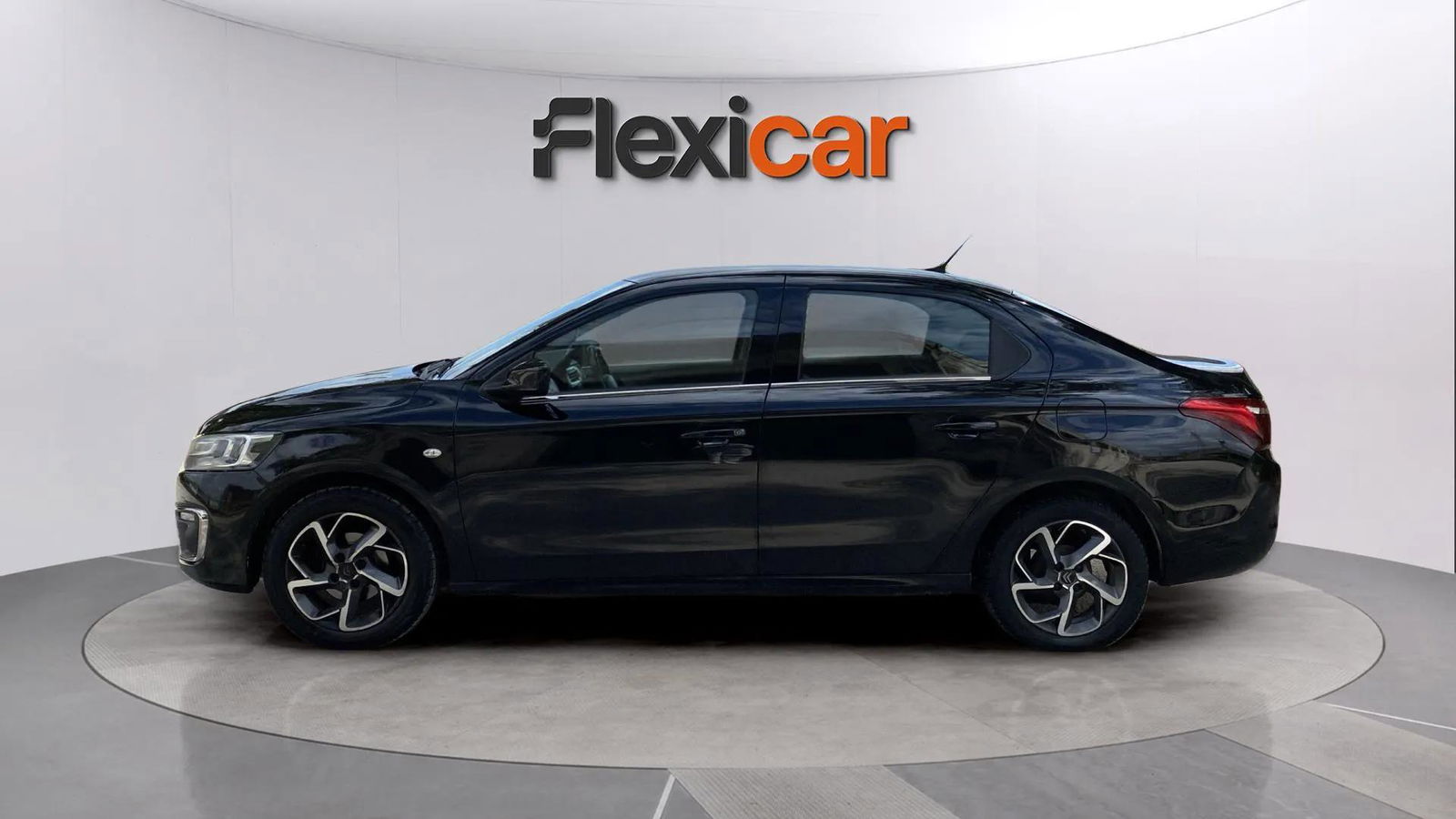 https://cdn-flexicar.caraffinity.it/public_appraisal_images_pro/images/stock/137004/MTDd7jCVhN__9929JYS_f27d382af68043b8ad6d5a9f8638f9f5_Exterior_2.jpeg.jpg