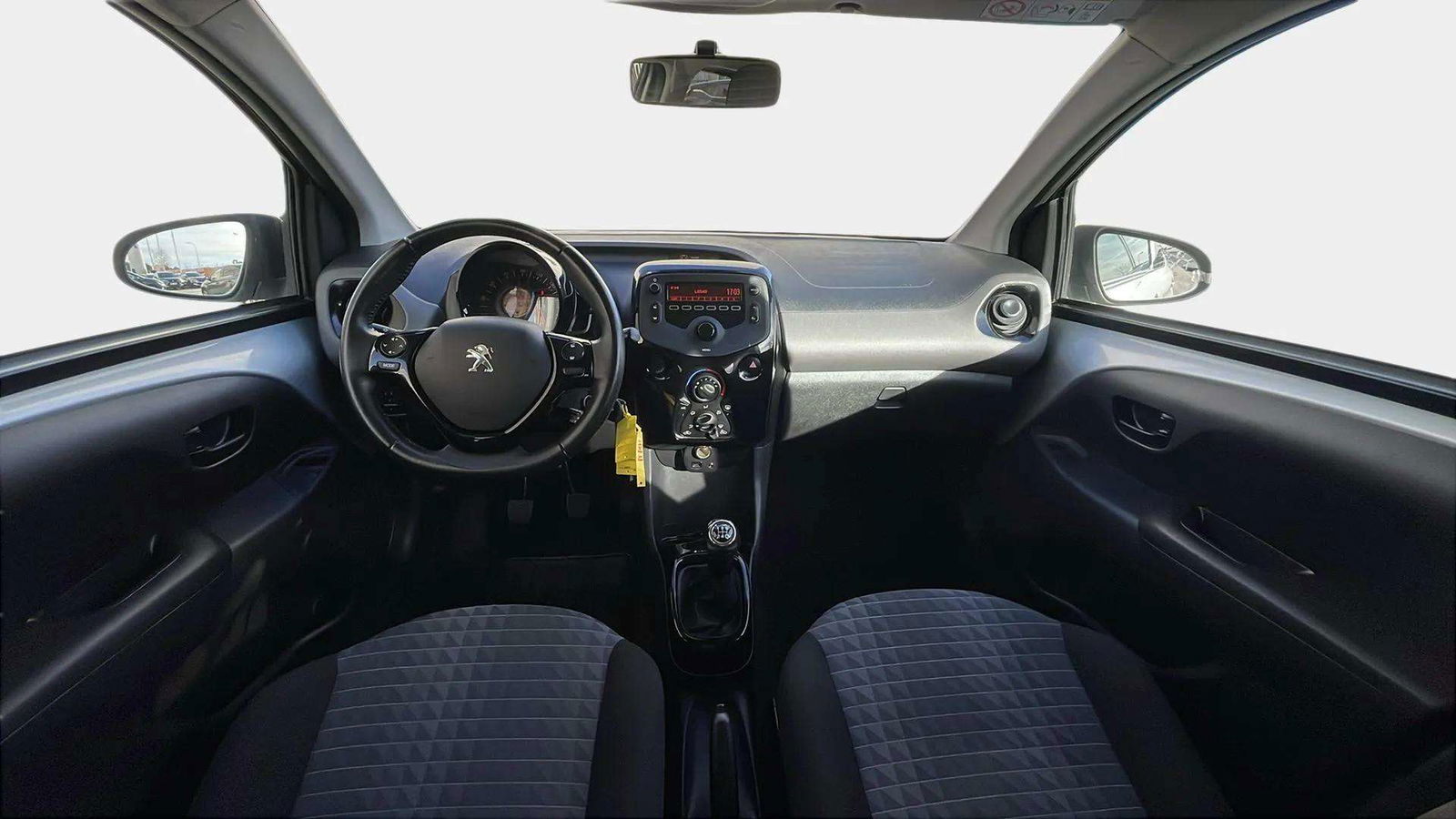https://cdn-flexicar.caraffinity.it/public_appraisal_images_pro/images/stock/137286/R68DmapNjU__ft819ve_931442aca2324348b49ebcc39b462e51_Interior_9.jpeg.jpg