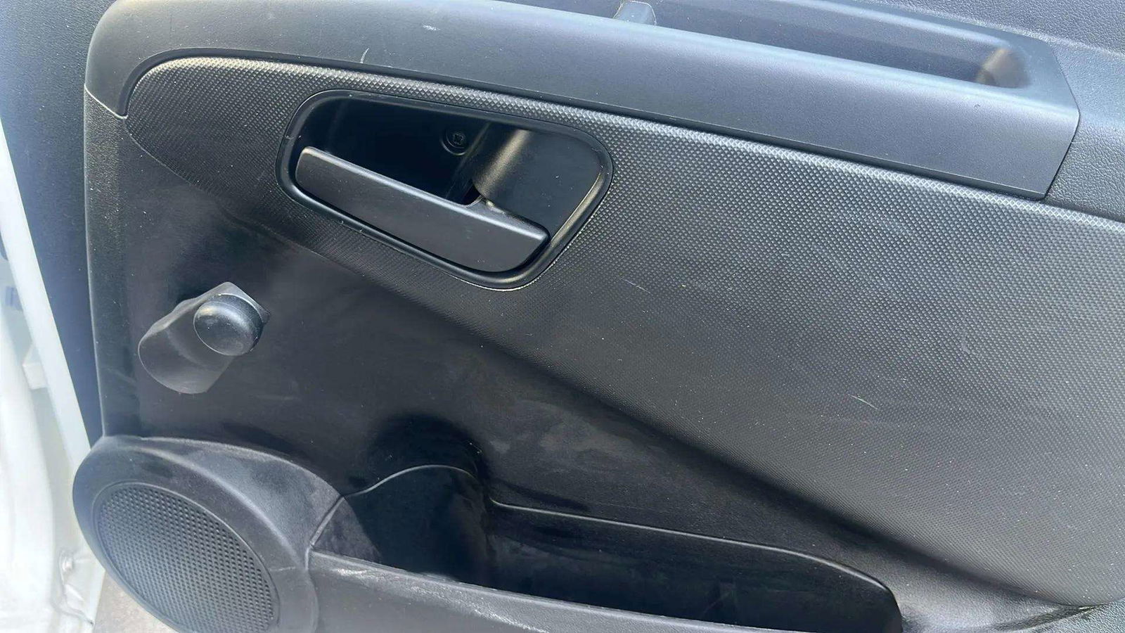 https://cdn-flexicar.caraffinity.it/public_appraisal_images_pro/images/stock/137363/9ctNgreepd__7974KRL_a75424814b784b4caa0d9fd5cdc20c5e_Interior_12.jpeg.jpg