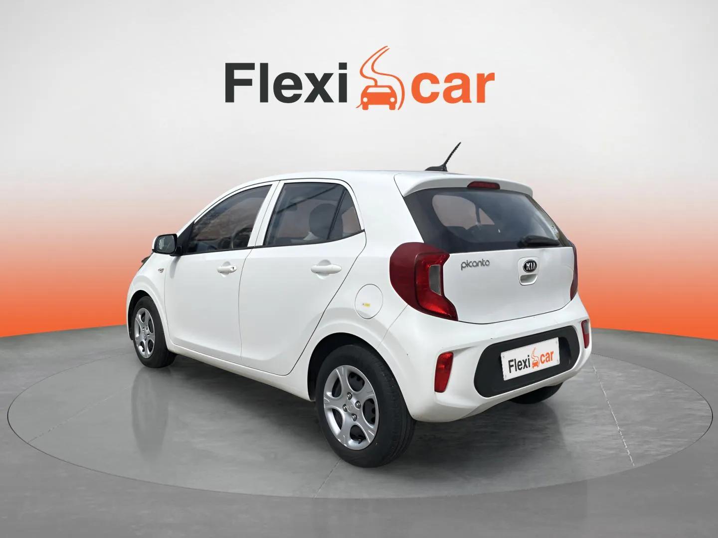 https://cdn-flexicar.caraffinity.it/public_appraisal_images_pro/images/stock/141277/FS2R9saG8n__0125LRG_4dba61d4907943b38221d41785a14167_Exterior_3.jpeg.jpg