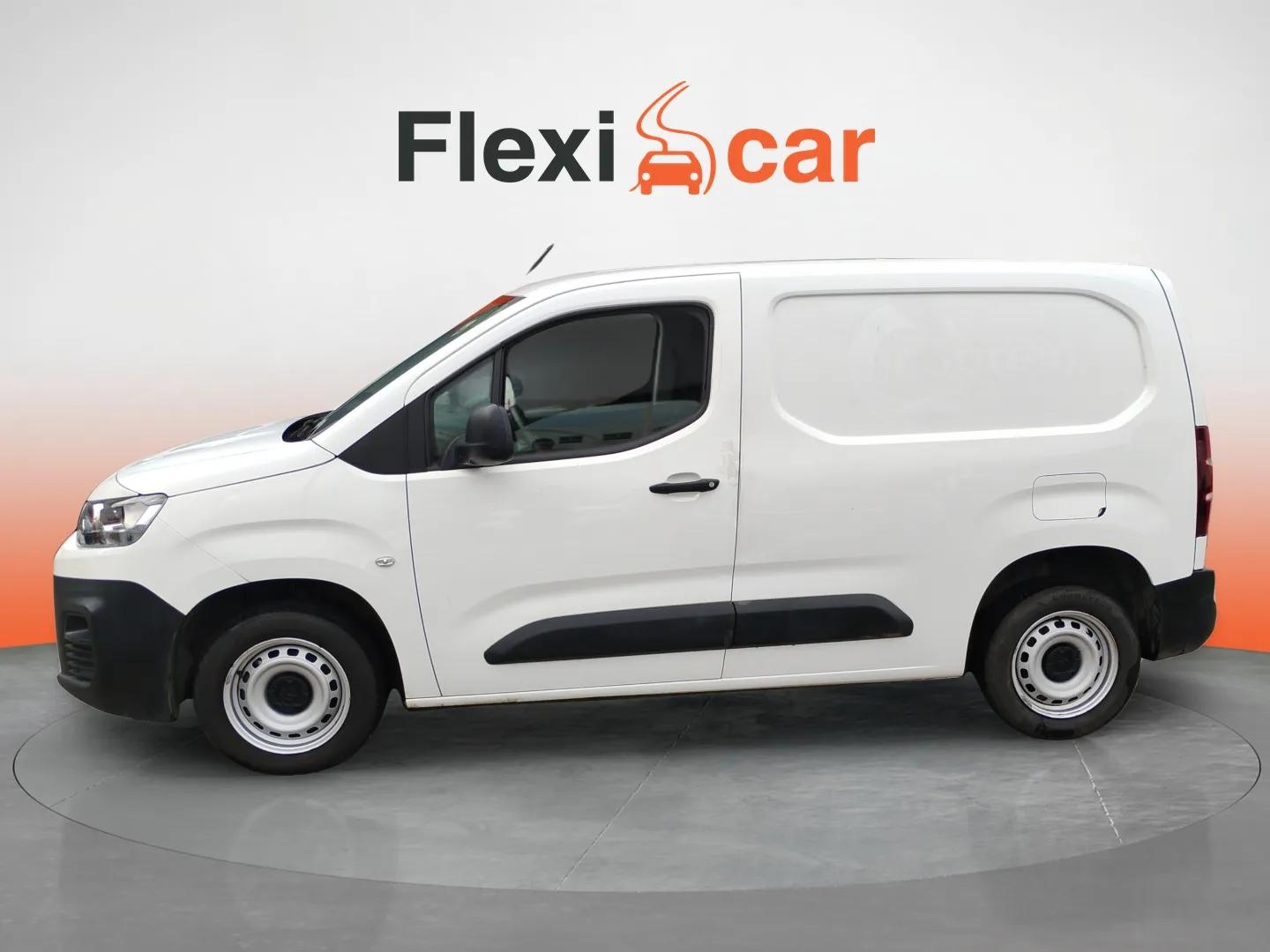 https://cdn-flexicar.caraffinity.it/public_appraisal_images_pro/images/stock/142047/48WbuXnKdt__6453LLX_92513ffe8a794d2a9bc0421db632ecff_Exterior_2.jpg.jpg