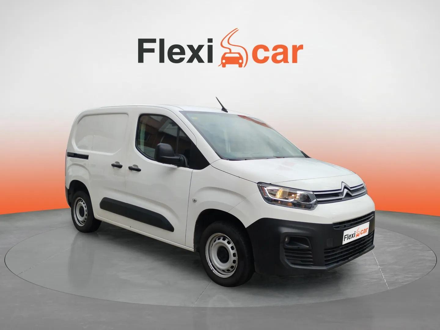 https://cdn-flexicar.caraffinity.it/public_appraisal_images_pro/images/stock/142047/mD11PM2xqp__6453LLX_92513ffe8a794d2a9bc0421db632ecff_Exterior_7.jpg.jpg?format=jpeg