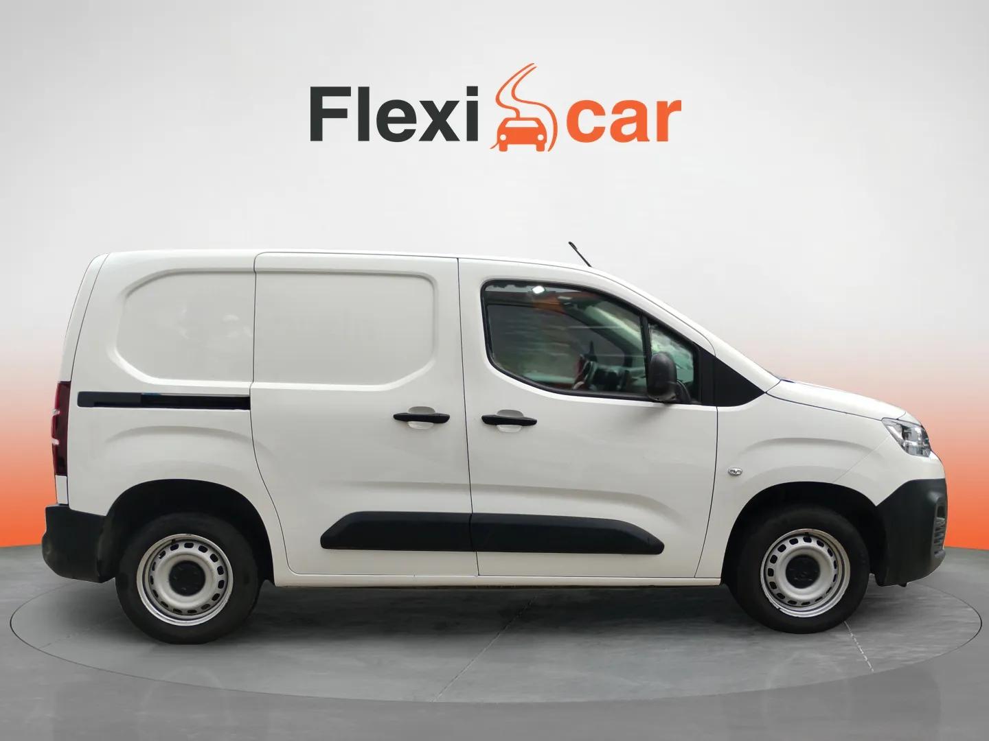 https://cdn-flexicar.caraffinity.it/public_appraisal_images_pro/images/stock/142047/ye2BE3W2uk__6453LLX_92513ffe8a794d2a9bc0421db632ecff_Exterior_6.jpg.jpg