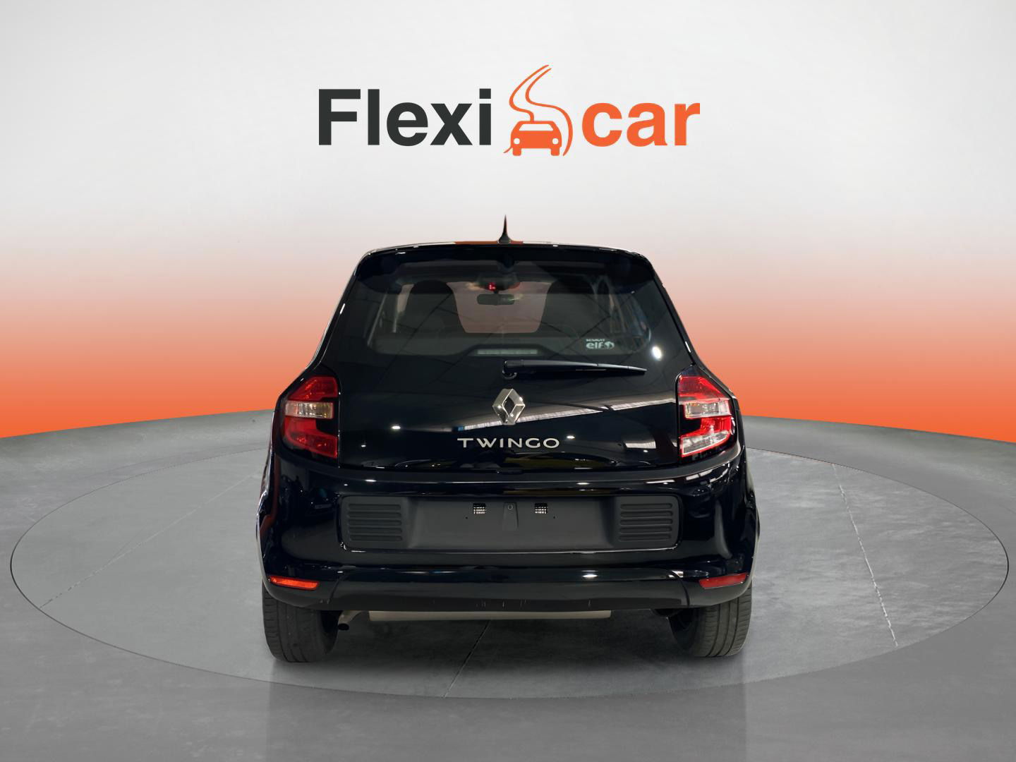 https://cdn-flexicar.caraffinity.it/public_appraisal_images_pro/images/stock/142444/AIy5sZZHvR__IMG_6852.jpeg