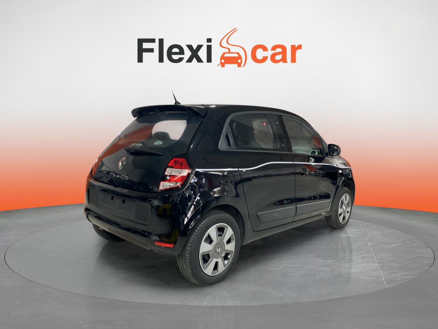 https://cdn-flexicar.caraffinity.it/public_appraisal_images_pro/images/stock/142444/tiN09xCYS6__IMG_6857.jpeg