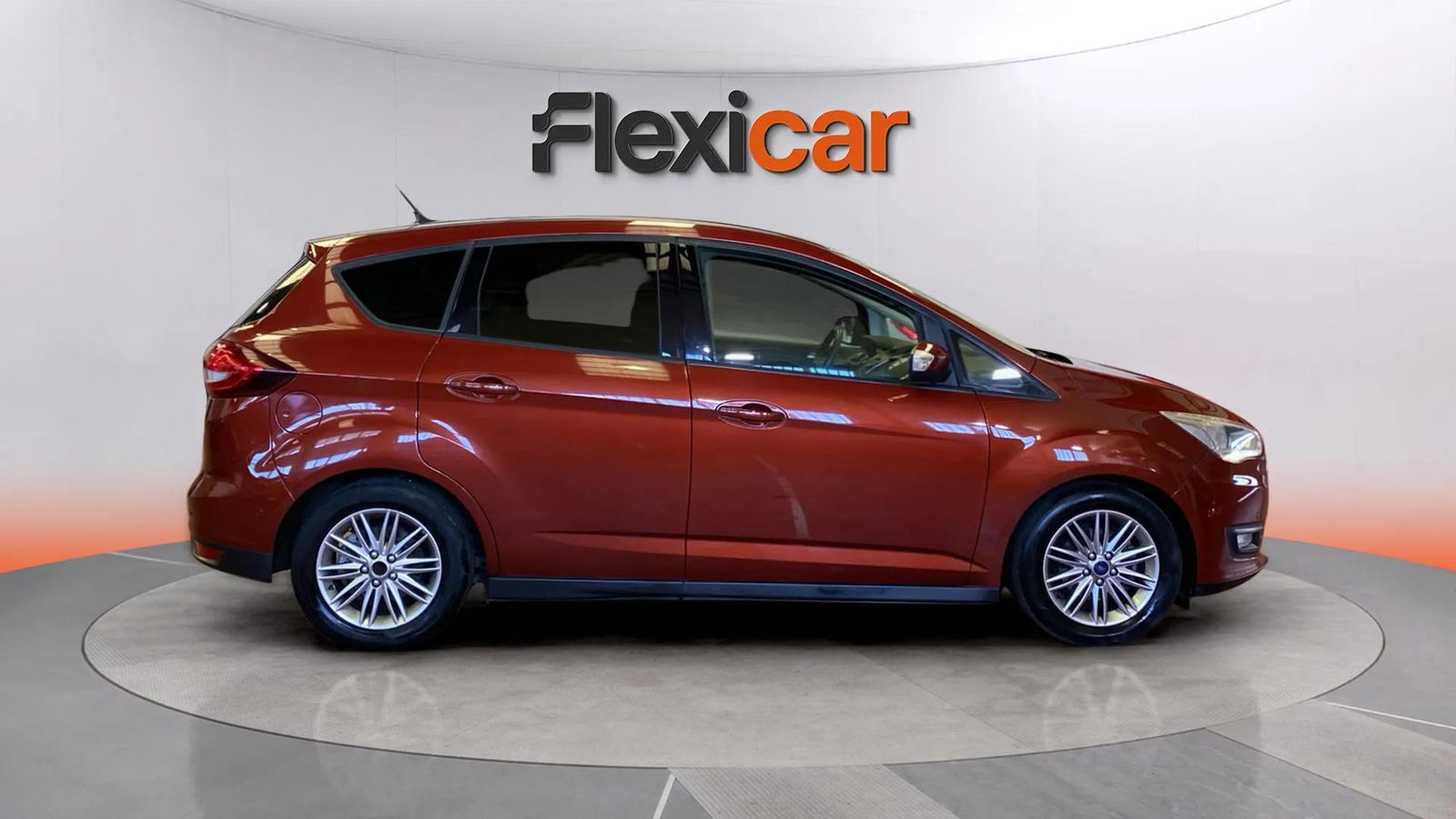 https://cdn-flexicar.caraffinity.it/public_appraisal_images_pro/images/stock/144309/9GNhJma9XP__5996JMD_0d4c53ed8ef649f3b90f4faa900d4b56_Exterior_6.jpeg.jpg