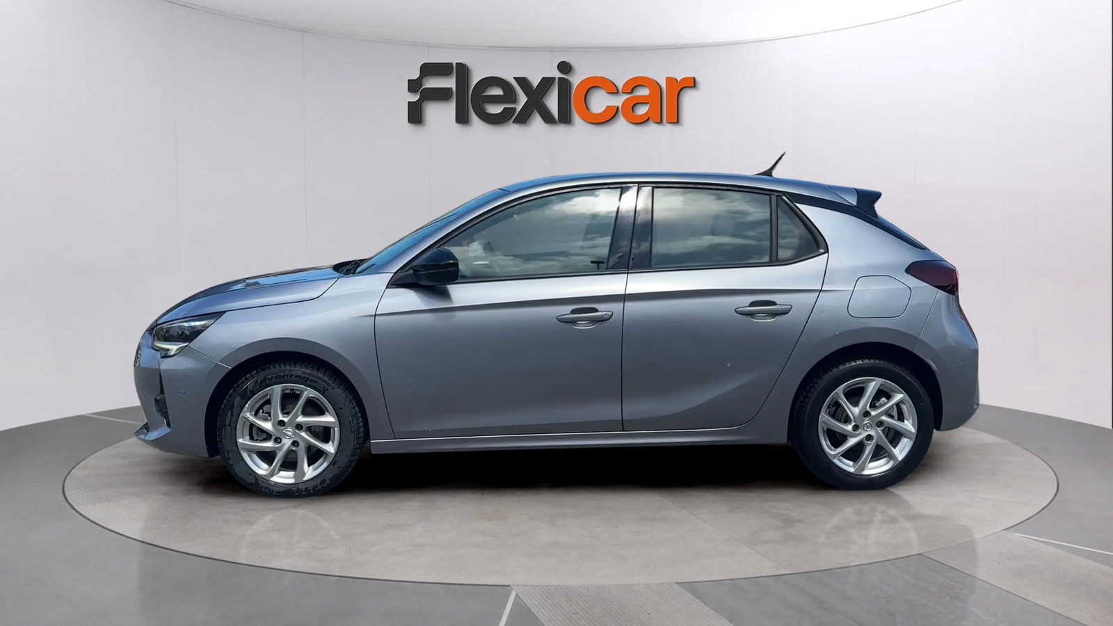 https://cdn-flexicar.caraffinity.it/public_appraisal_images_pro/images/stock/144733/J6jLP7tfVe__0_2_360_exterior_ffc0fe11ec66406299aff440cdeaffa3_360_Exterior_1.jpg