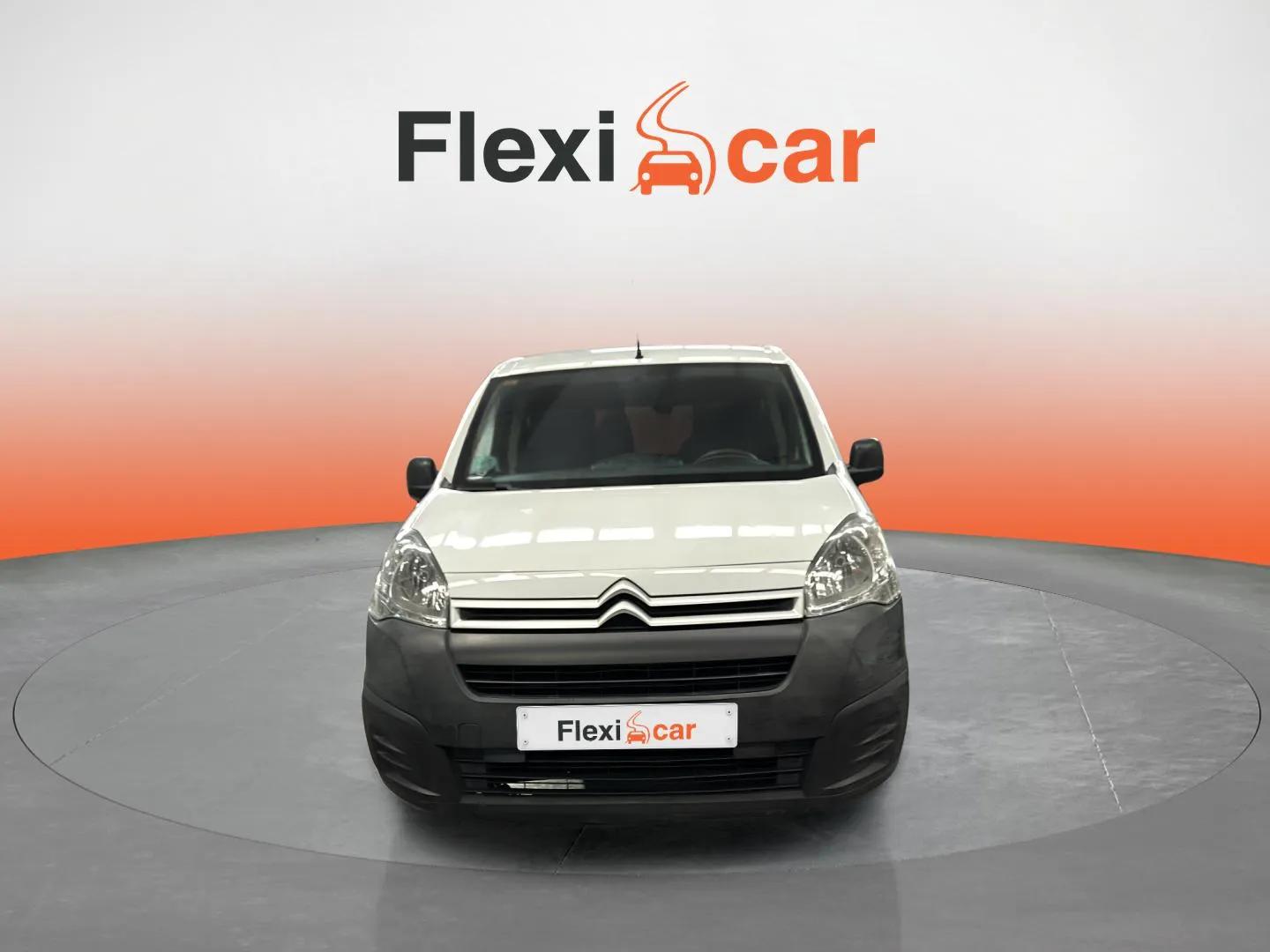 https://cdn-flexicar.caraffinity.it/public_appraisal_images_pro/images/stock/145119/9rRev67vrF__9316KLW_3b69fc56c1554240a389f7be38496592_Exterior_8.jpeg.jpg