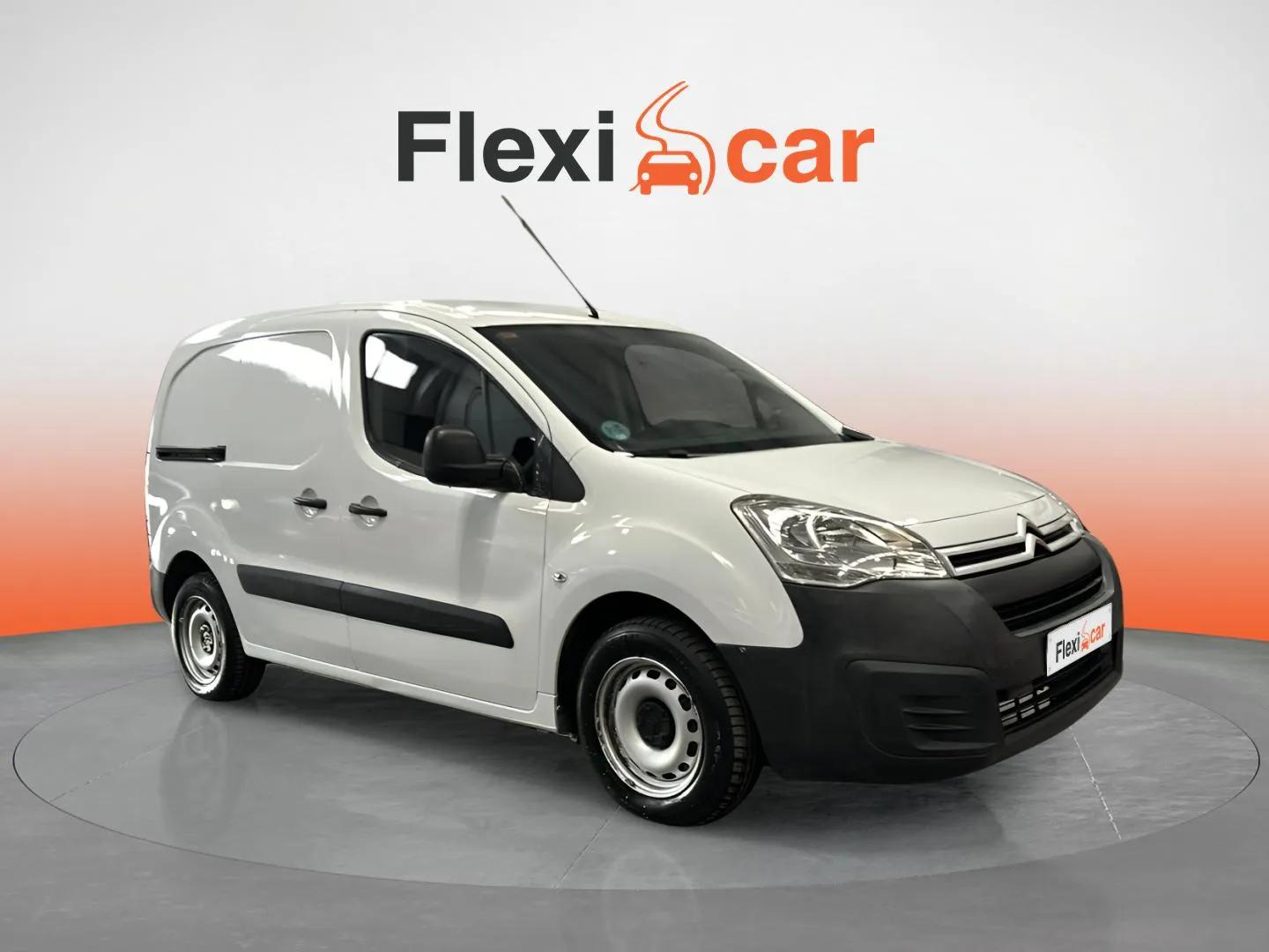 https://cdn-flexicar.caraffinity.it/public_appraisal_images_pro/images/stock/145119/vhnb4dsPoC__9316KLW_3b69fc56c1554240a389f7be38496592_Exterior_7.jpeg.jpg?format=jpeg