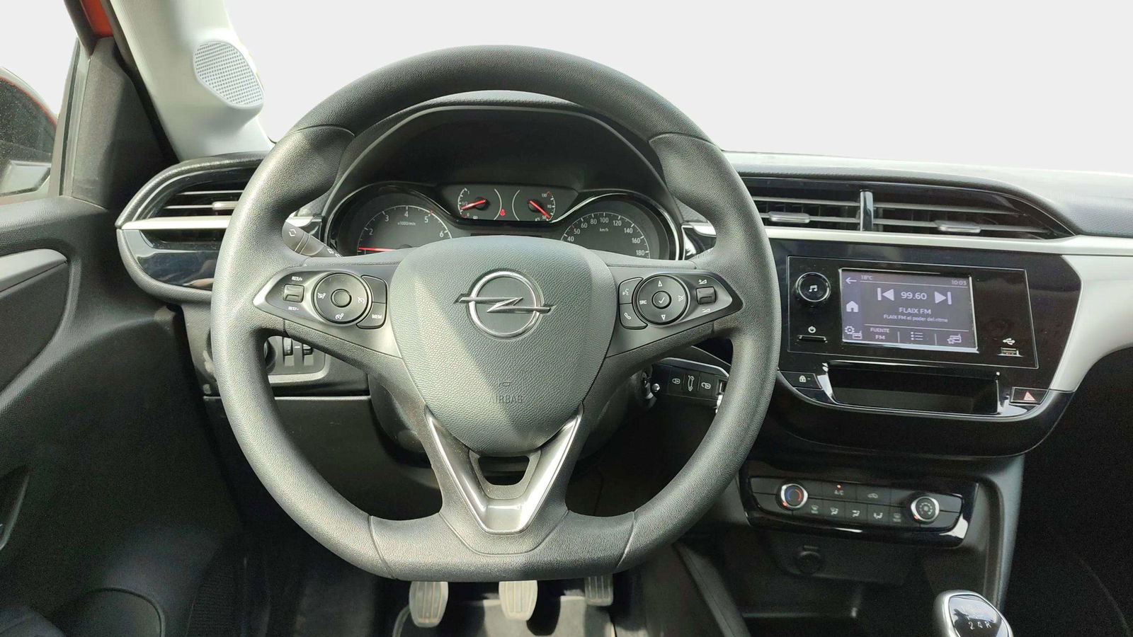 https://cdn-flexicar.caraffinity.it/public_appraisal_images_pro/images/stock/147229/NYuBxzxRh9__4969LGY_a2b46582c98944e4bcfdf554d9e054ee_Interior_3.jpg.jpg