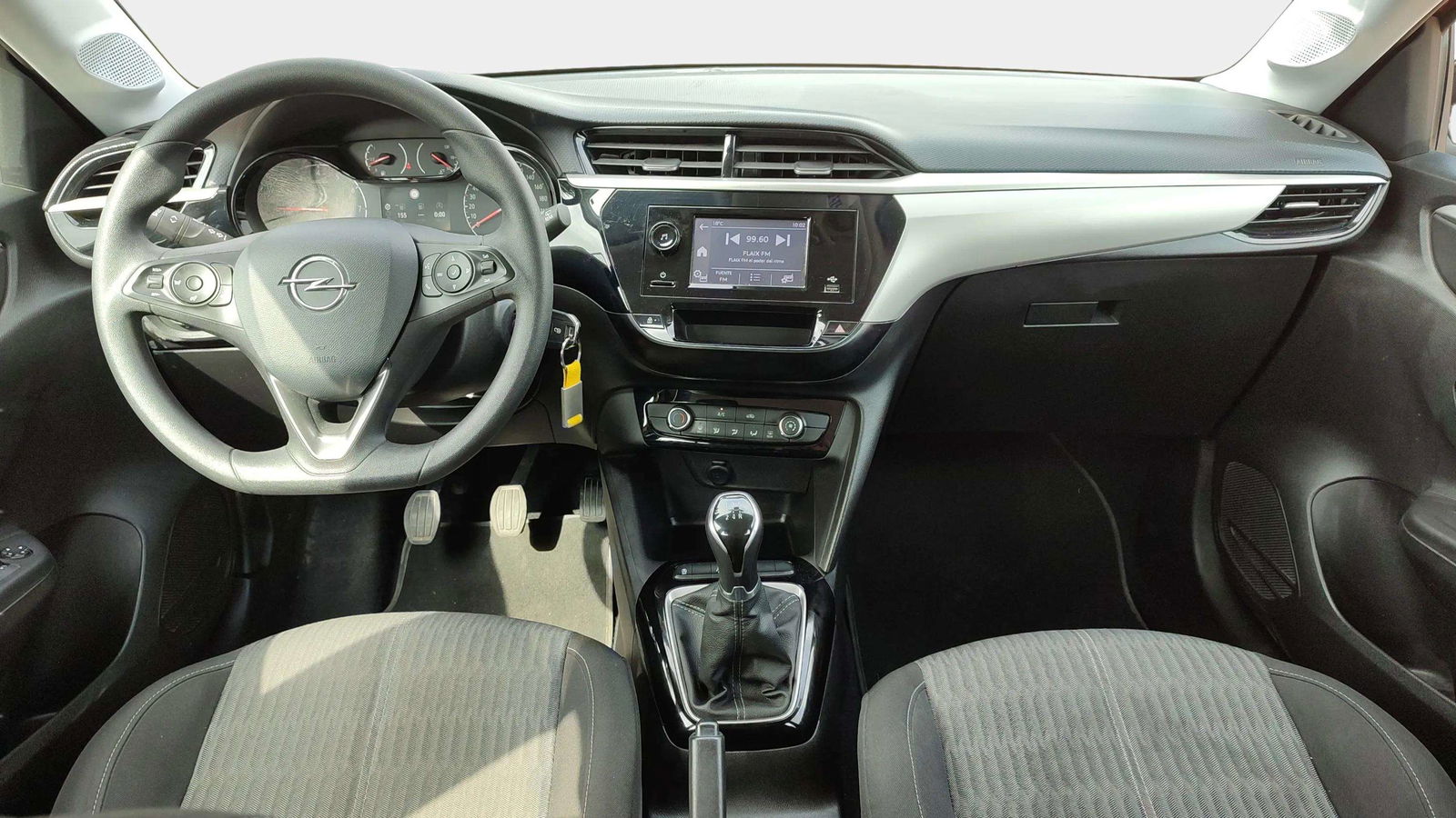 https://cdn-flexicar.caraffinity.it/public_appraisal_images_pro/images/stock/147229/P4q6uetwvg__4969LGY_a2b46582c98944e4bcfdf554d9e054ee_Interior_1.jpg.jpg