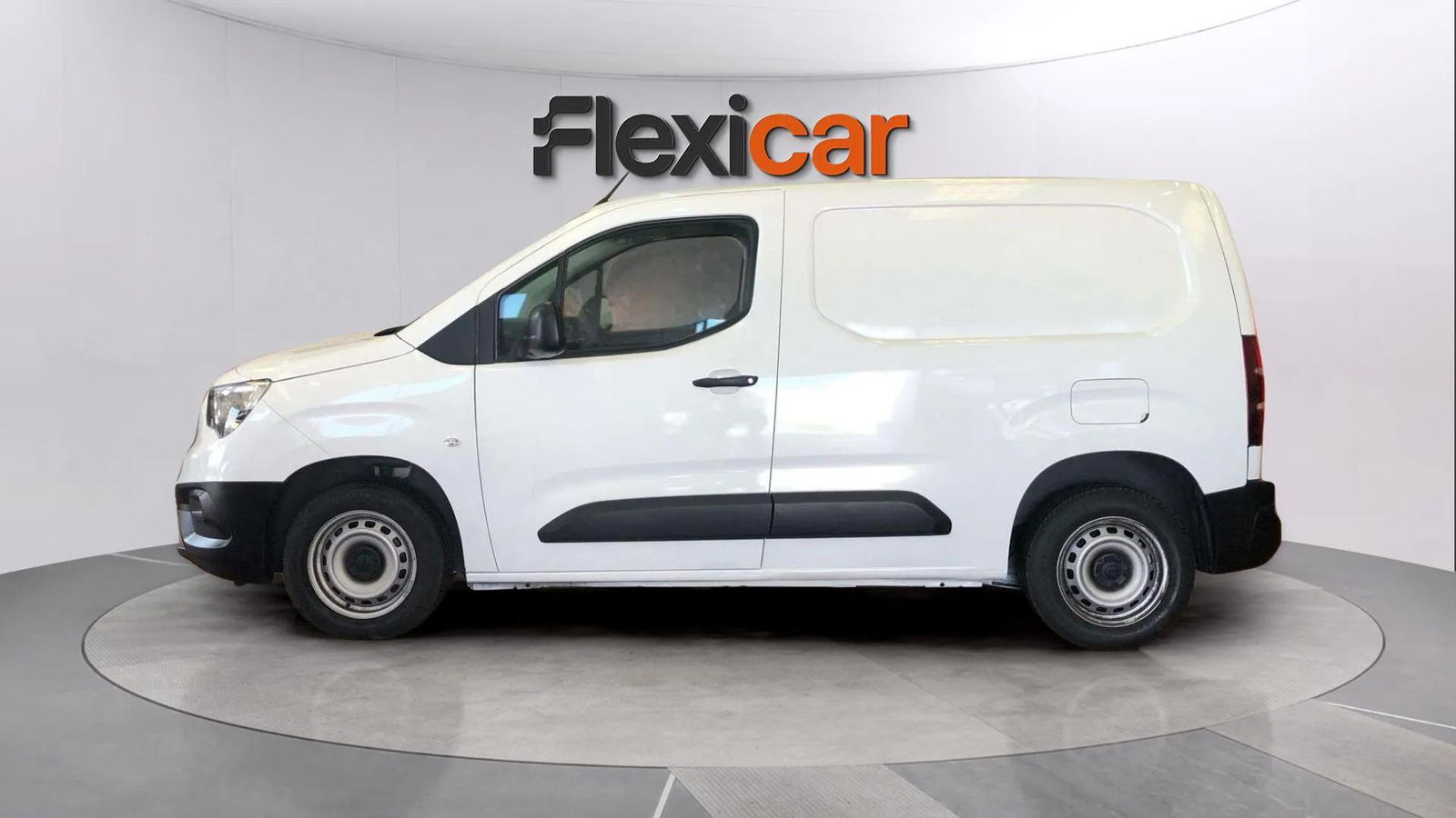 https://cdn-flexicar.caraffinity.it/public_appraisal_images_pro/images/stock/150191/WH4ToZYHOk__IMG-20250410-WA0172.jpg