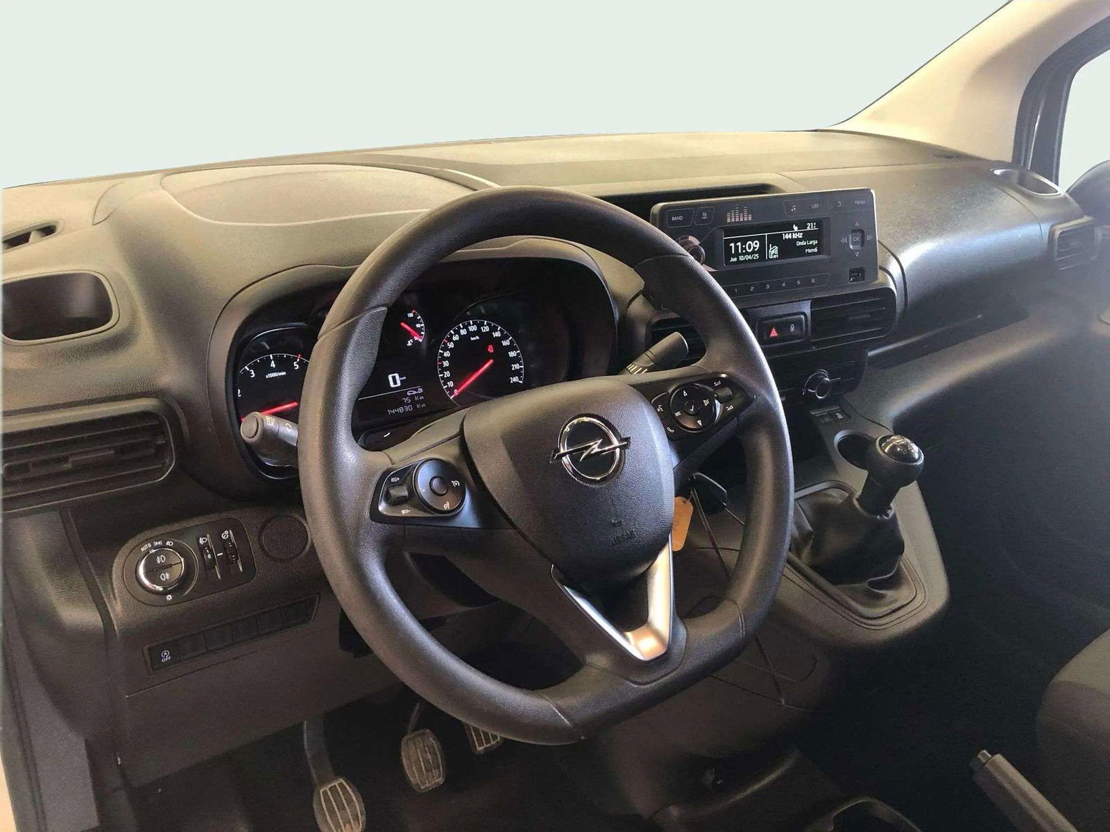 https://cdn-flexicar.caraffinity.it/public_appraisal_images_pro/images/stock/150191/yMXD7xpc1K__IMG-20250410-WA0167.jpg