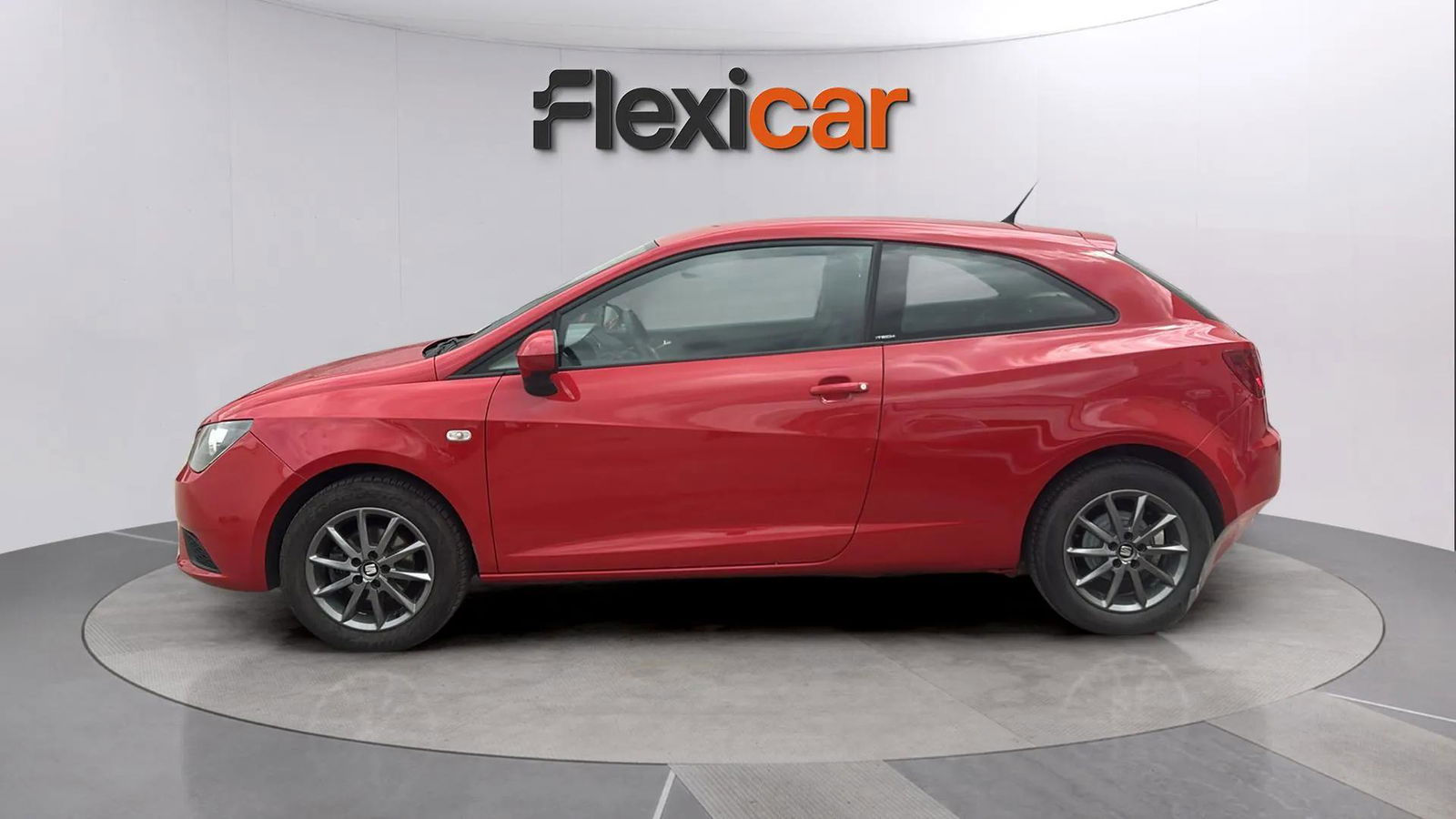 https://cdn-flexicar.caraffinity.it/public_appraisal_images_pro/images/stock/151931/40GxYmlnhV__9800JFL_fa44d72758ca4acd874bc9a348ec6cd7_Exterior_2.jpeg.jpg