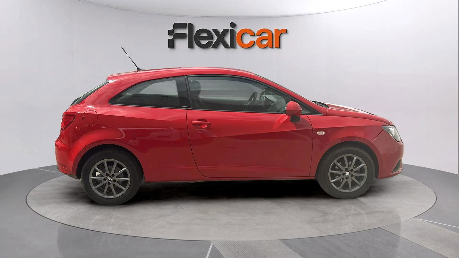 https://cdn-flexicar.caraffinity.it/public_appraisal_images_pro/images/stock/151931/DXcwmJ2srb__9800JFL_fa44d72758ca4acd874bc9a348ec6cd7_Exterior_6.jpeg.jpg
