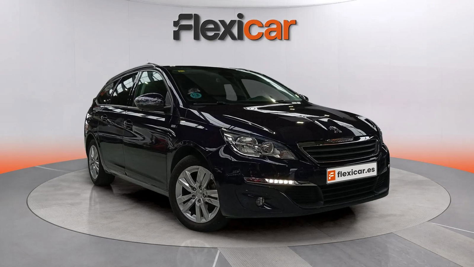https://cdn-flexicar.caraffinity.it/public_appraisal_images_pro/images/stock/152013/VEqsYKuYxI__7323JVR_8ab38e48434244a18c059d55879a91e9_Exterior_7.jpg.jpg?format=jpeg