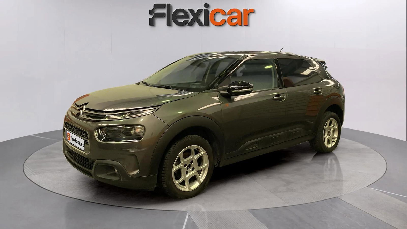 https://cdn-flexicar.caraffinity.it/public_appraisal_images_pro/images/stock/152452/zqUO5hCs7s__7969KZW_c4dfa8168d1a460e9dcd0df597f674fb_Exterior_1.jpeg.jpg