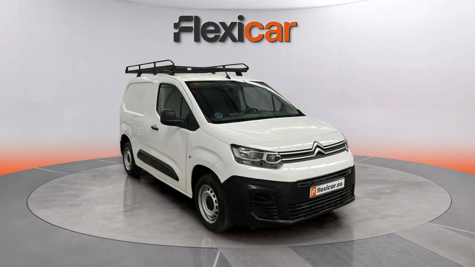 https://cdn-flexicar.caraffinity.it/public_appraisal_images_pro/images/stock/154784/TN3k84M4oQ__1_2_Exterior_4713LLJ_b9f1dc3cea1e47dc90bbbce4946cddd4_Exterior_2.jpeg.jpg?format=jpeg