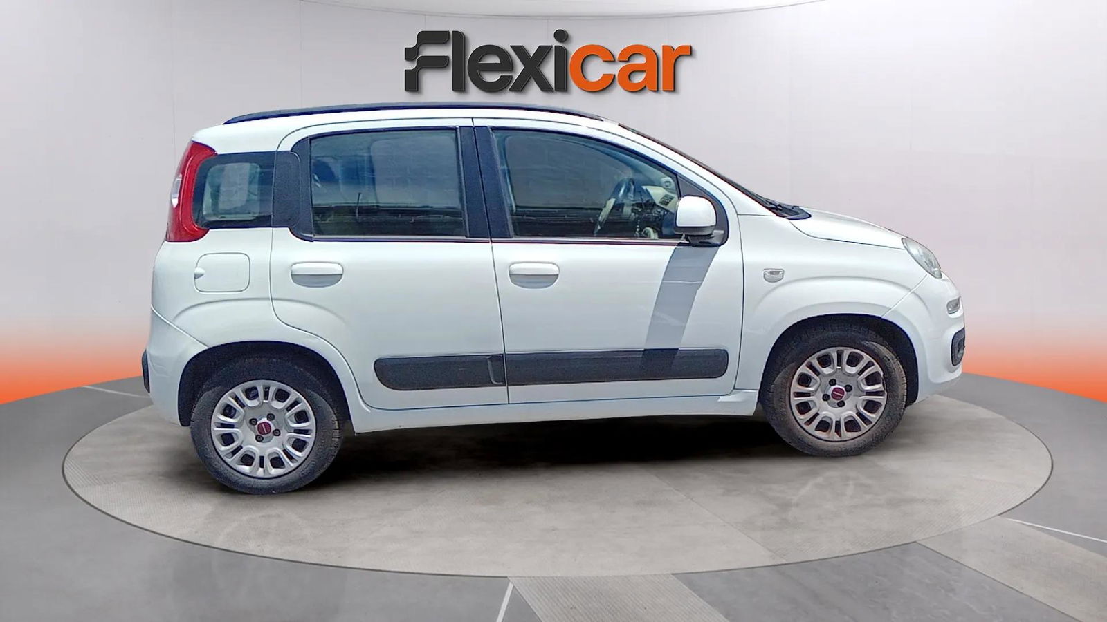https://cdn-flexicar.caraffinity.it/public_appraisal_images_pro/images/stock/155667/DWdD6TneWO__1_3_Exterior_2474JLP_bb160e9a7633495289db6c6de0252b74_Exterior_3.jpg.jpg