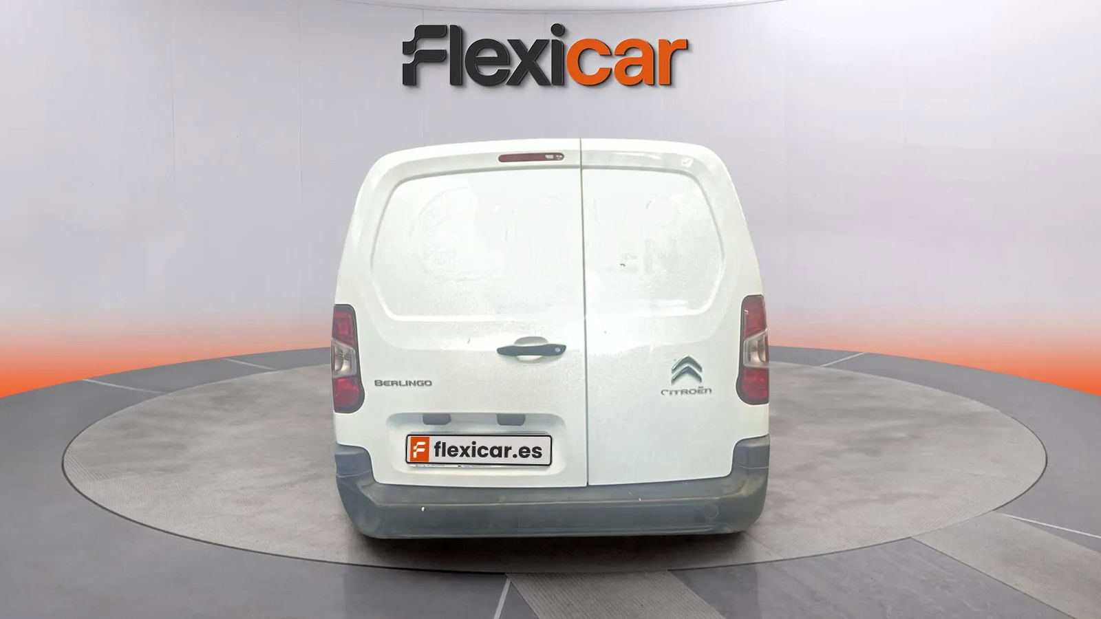 https://cdn-flexicar.caraffinity.it/public_appraisal_images_pro/images/stock/156880/chKNkXkds0__2745LDG_29eb4f96e43d45dca60984b7dd7318cc_Interior_16.jpeg.jpg