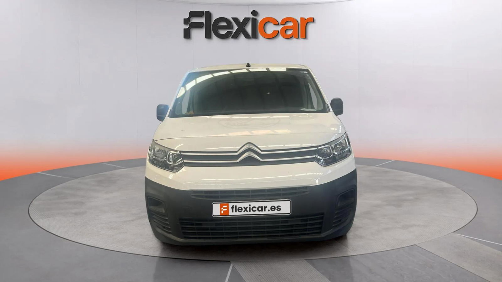 https://cdn-flexicar.caraffinity.it/public_appraisal_images_pro/images/stock/156880/j9PdqvUEWw__2745LDG_29eb4f96e43d45dca60984b7dd7318cc_Exterior_8.jpeg.jpg