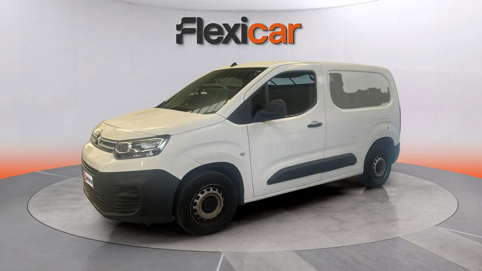 https://cdn-flexicar.caraffinity.it/public_appraisal_images_pro/images/stock/156880/m2EuPbnSx5__2745LDG_29eb4f96e43d45dca60984b7dd7318cc_Exterior_1.jpeg.jpg