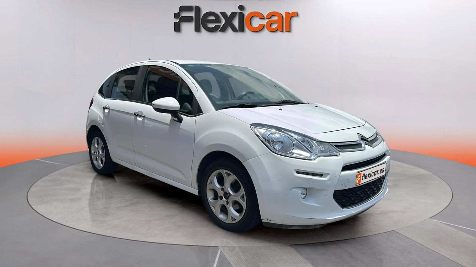 https://cdn-flexicar.caraffinity.it/public_appraisal_images_pro/images/stock/158574/Bs0yETDlAM__1056JWW_0afc8f68233e4da7a47159bc71ea6bab_Exterior_2.jpeg.jpg?format=jpeg