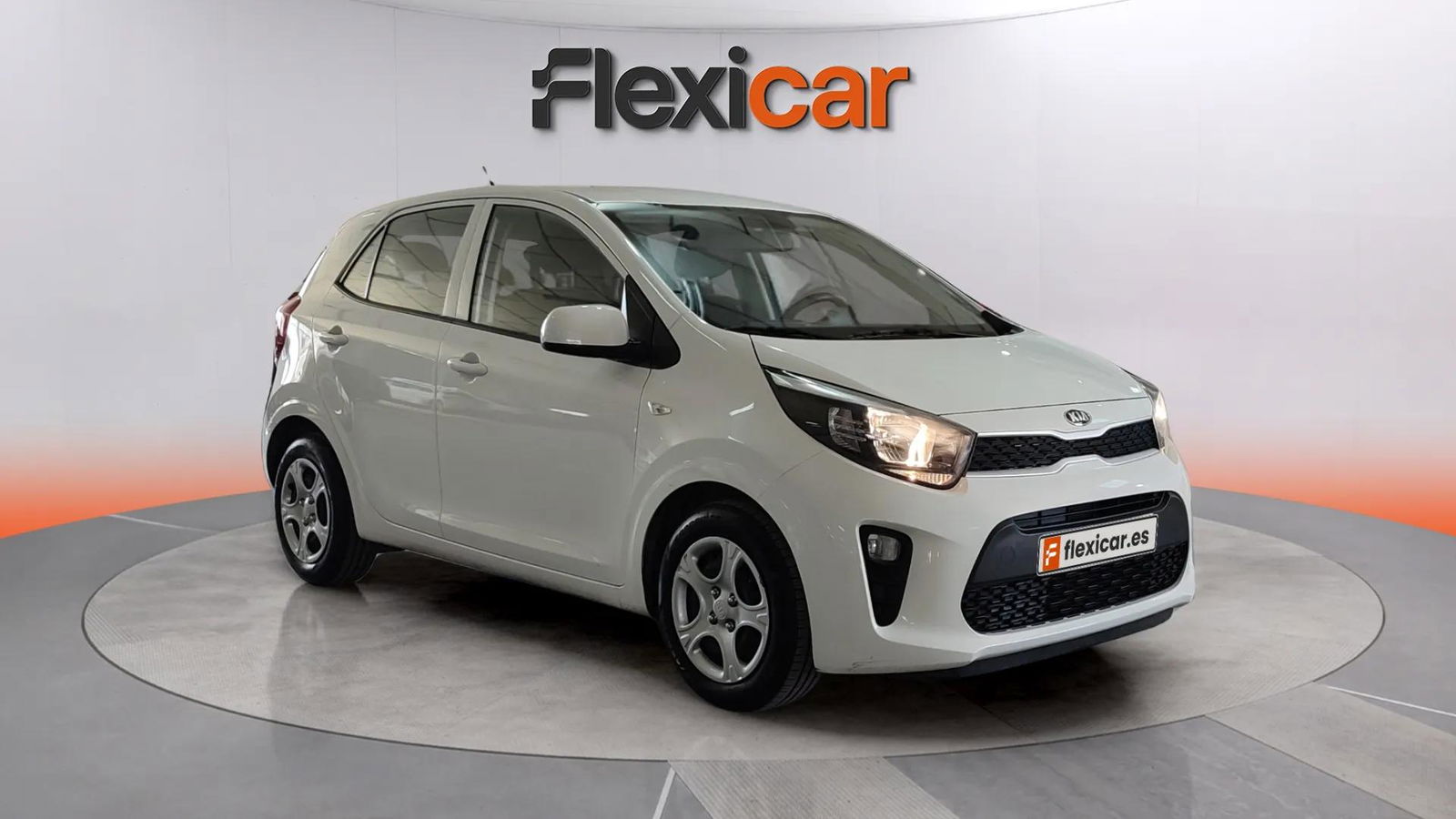https://cdn-flexicar.caraffinity.it/public_appraisal_images_pro/images/stock/163446/bTJxcJUJmF__7068LRX_01d7b0dd55c2447494b65d172ca6de5f_Exterior_2.jpg.jpg?format=jpeg