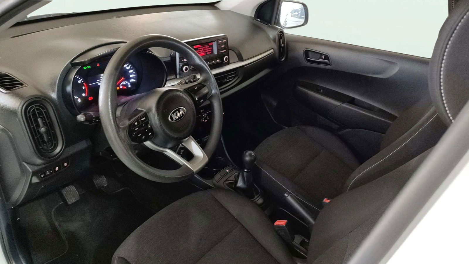 https://cdn-flexicar.caraffinity.it/public_appraisal_images_pro/images/stock/163446/yR6EQd1qye__7068LRX_01d7b0dd55c2447494b65d172ca6de5f_Interior_6.jpg.jpg