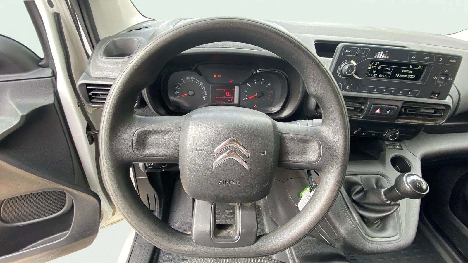https://cdn-flexicar.caraffinity.it/public_appraisal_images_pro/images/stock/163516/DC0c6lLZX3__8380lkc_1604755d147a4fe2ae8d4dffa53705ca_Interior_8.jpeg.jpg