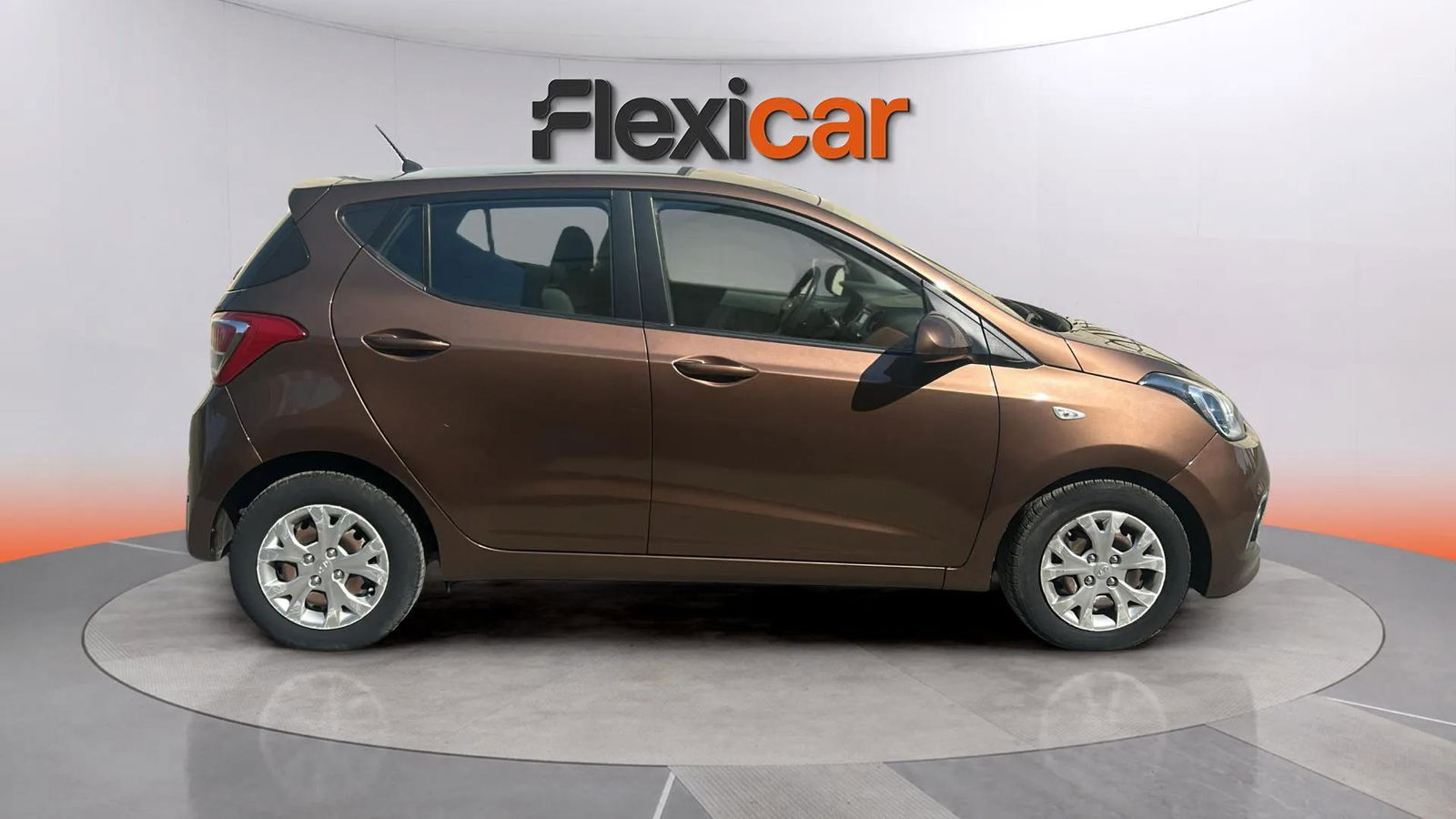 https://cdn-flexicar.caraffinity.it/public_appraisal_images_pro/images/stock/164400/nA8mqhjHT8__1_6_Exterior_6994JCJ_58a09bff927c4bf29c7ea4362da427a9_Exterior_6.jpeg.jpg