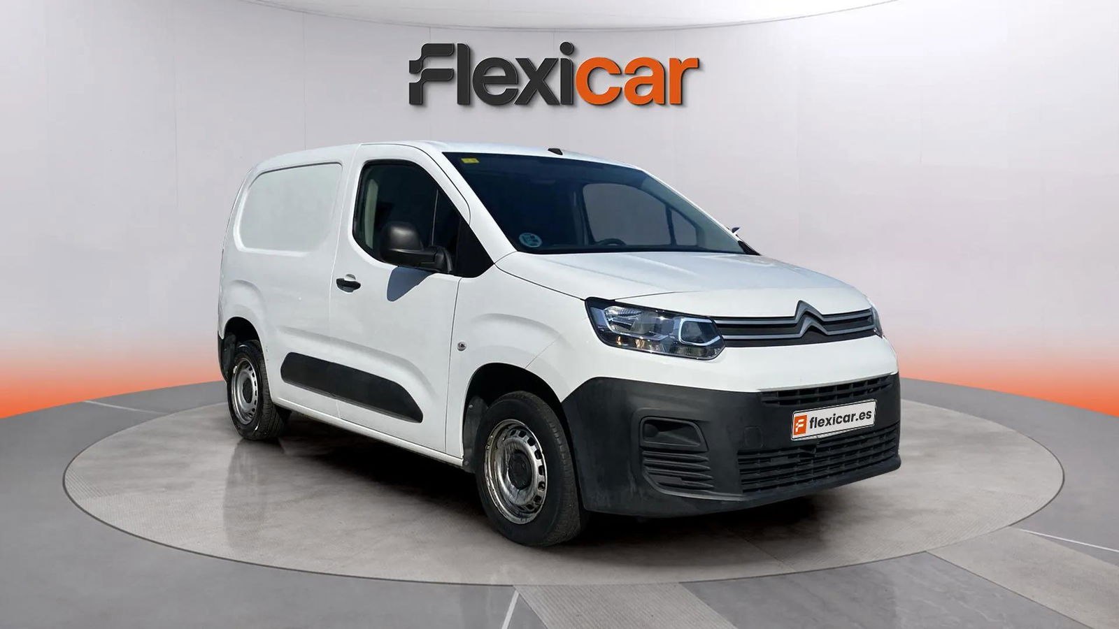 https://cdn-flexicar.caraffinity.it/public_appraisal_images_pro/images/stock/164562/lS1p1pxGBo__9074LLG_77a7a52604684c608e5feba969ba5e1e_Exterior_7.jpeg.jpg?format=jpeg