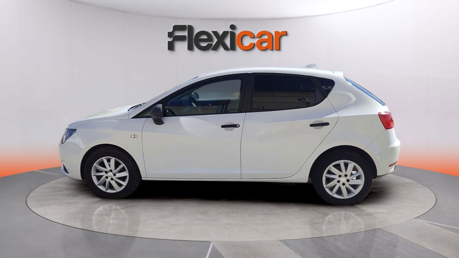 https://cdn-flexicar.caraffinity.it/public_appraisal_images_pro/images/stock/164721/ePKahFUBjo__e4b29059-4b3e-4021-b642-b50842d3b939.jpg