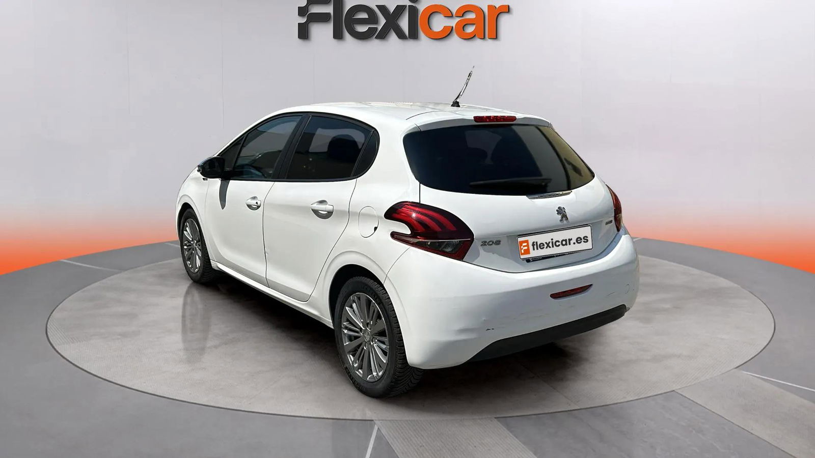 https://cdn-flexicar.caraffinity.it/public_appraisal_images_pro/images/stock/164909/gyUqB6ri2w__1_3_Exterior_7317JPM_2f02819efb39404ba9c4d01e7a50ca22_Exterior_3.jpeg.jpg