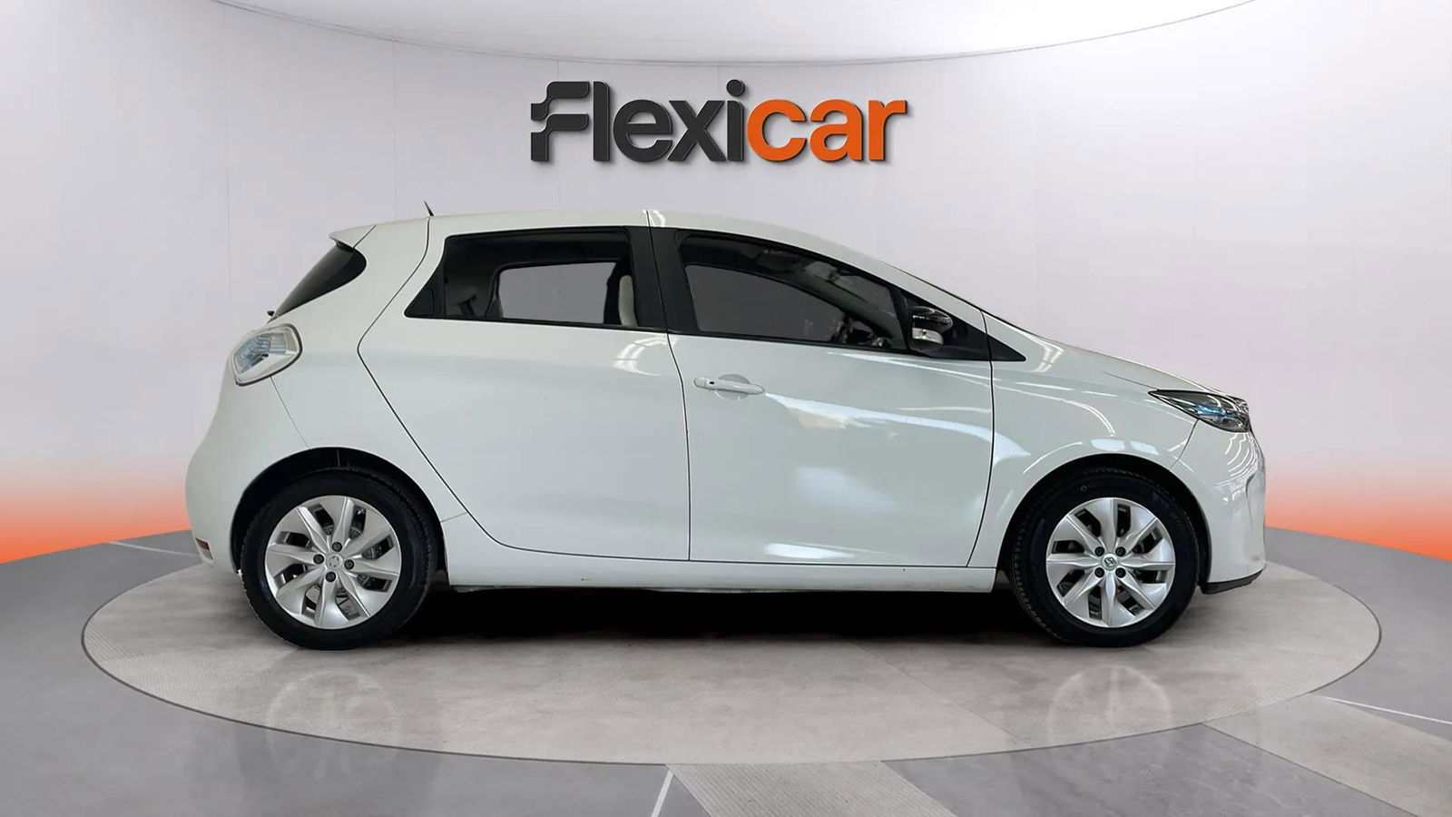 https://cdn-flexicar.caraffinity.it/public_appraisal_images_pro/images/stock/164934/Bm0KaIYkzi__0595JNC_d1224062660041cbbfaf2f4adc76c323_Exterior_3.jpeg.jpg