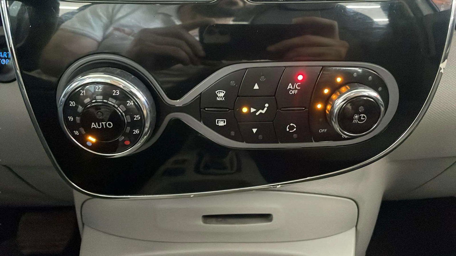 https://cdn-flexicar.caraffinity.it/public_appraisal_images_pro/images/stock/164934/sCCjBqDB23__0595JNC_d1224062660041cbbfaf2f4adc76c323_Miscellaneous_20.jpeg.jpg