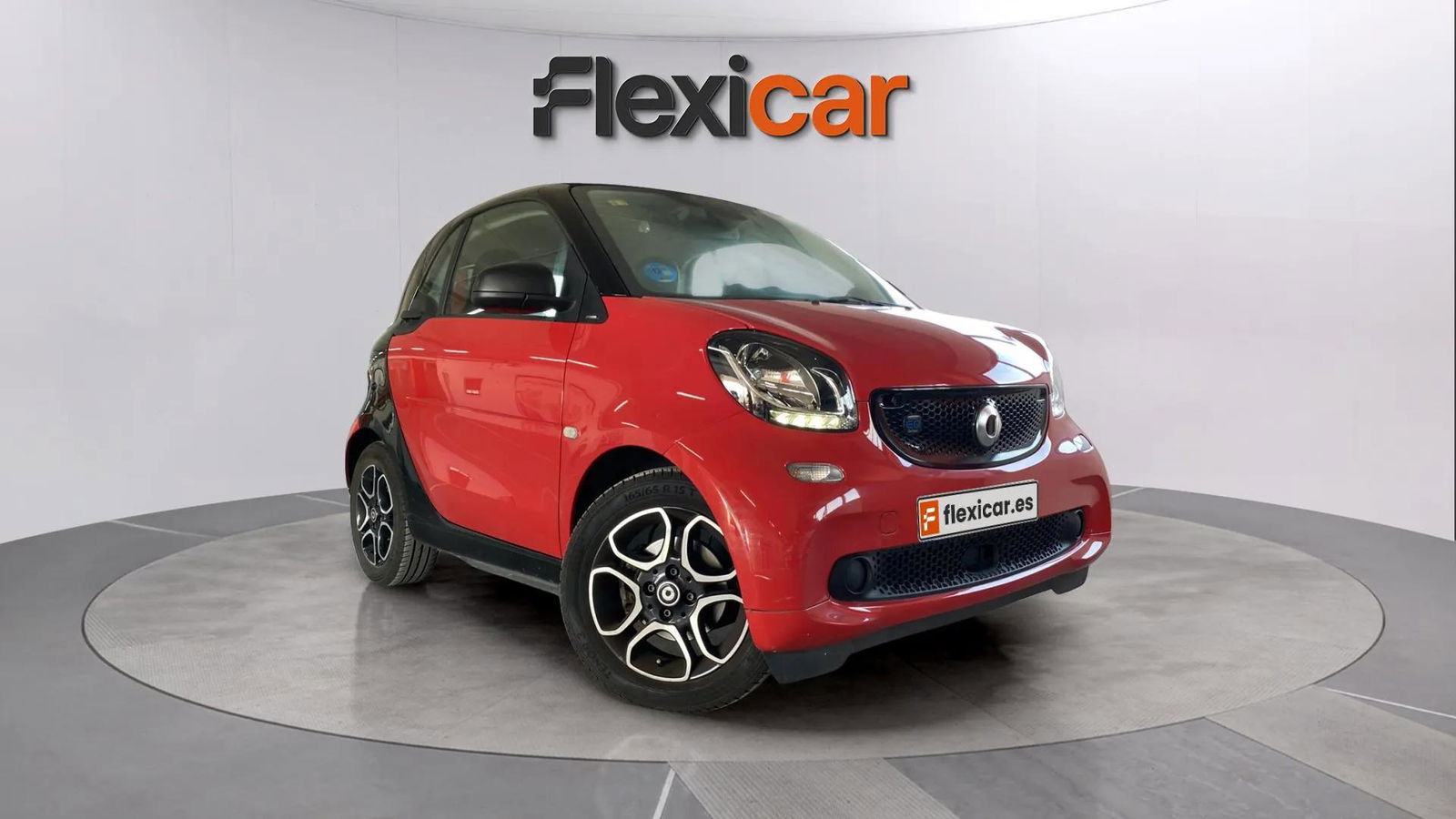 https://cdn-flexicar.caraffinity.it/public_appraisal_images_pro/images/stock/164952/kahS1YXOUA__0784KSX_62f5ab180fe94934b752d8d660294623_Exterior_7.jpeg.jpg?format=jpeg