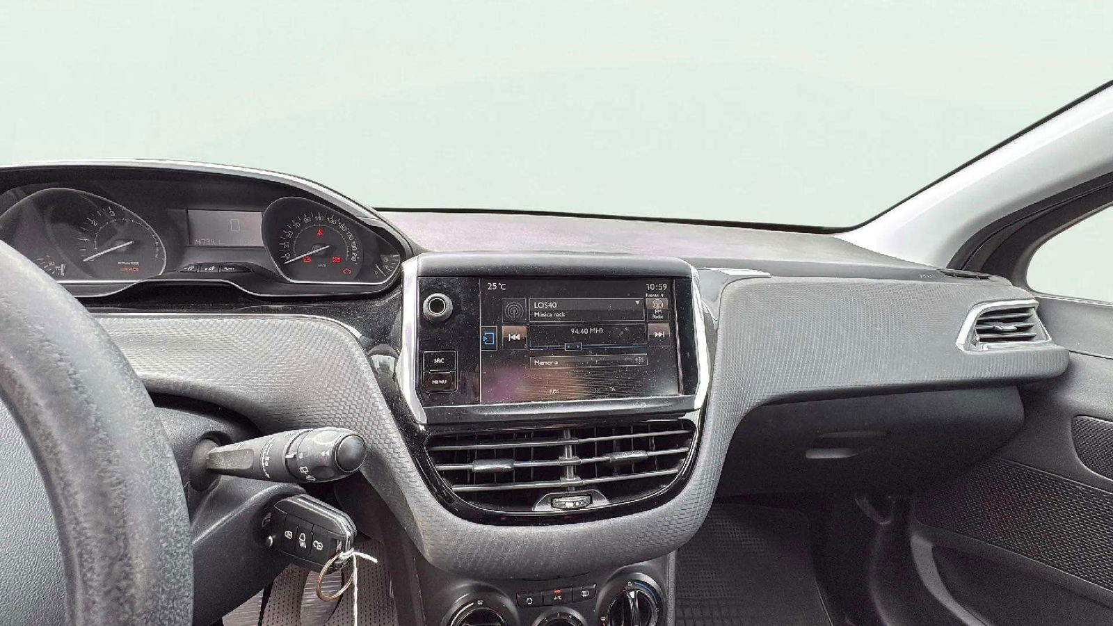 https://cdn-flexicar.caraffinity.it/public_appraisal_images_pro/images/stock/165079/CwIxMcb8kM__2_7_Interior_6723JKK_5f252f1239184bf5b9a8f1d834ee6eab_Interior_7.jpeg.jpg