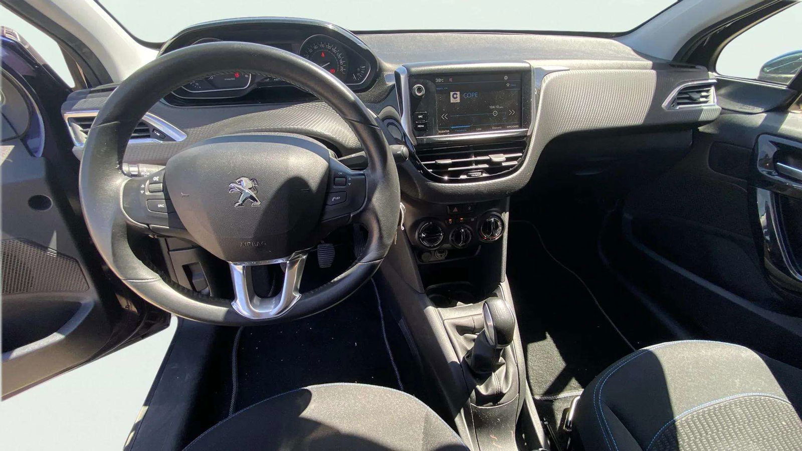 https://cdn-flexicar.caraffinity.it/public_appraisal_images_pro/images/stock/166089/JqoNEJl8zV__5203kbd_4b74025d8a024df095bb1c732bf162cd_Interior_6.jpeg.jpg