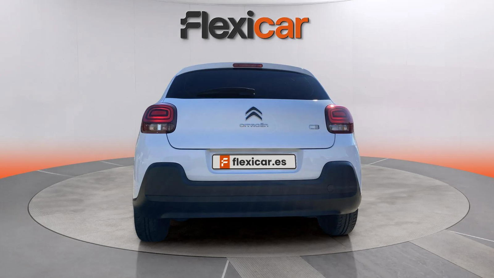 https://cdn-flexicar.caraffinity.it/public_appraisal_images_pro/images/stock/166855/dO3U8Puvut__1_4_Exterior_2636KGB_abc4606681464a1c8b9c80c01495ff22_Exterior_4.jpeg.jpg