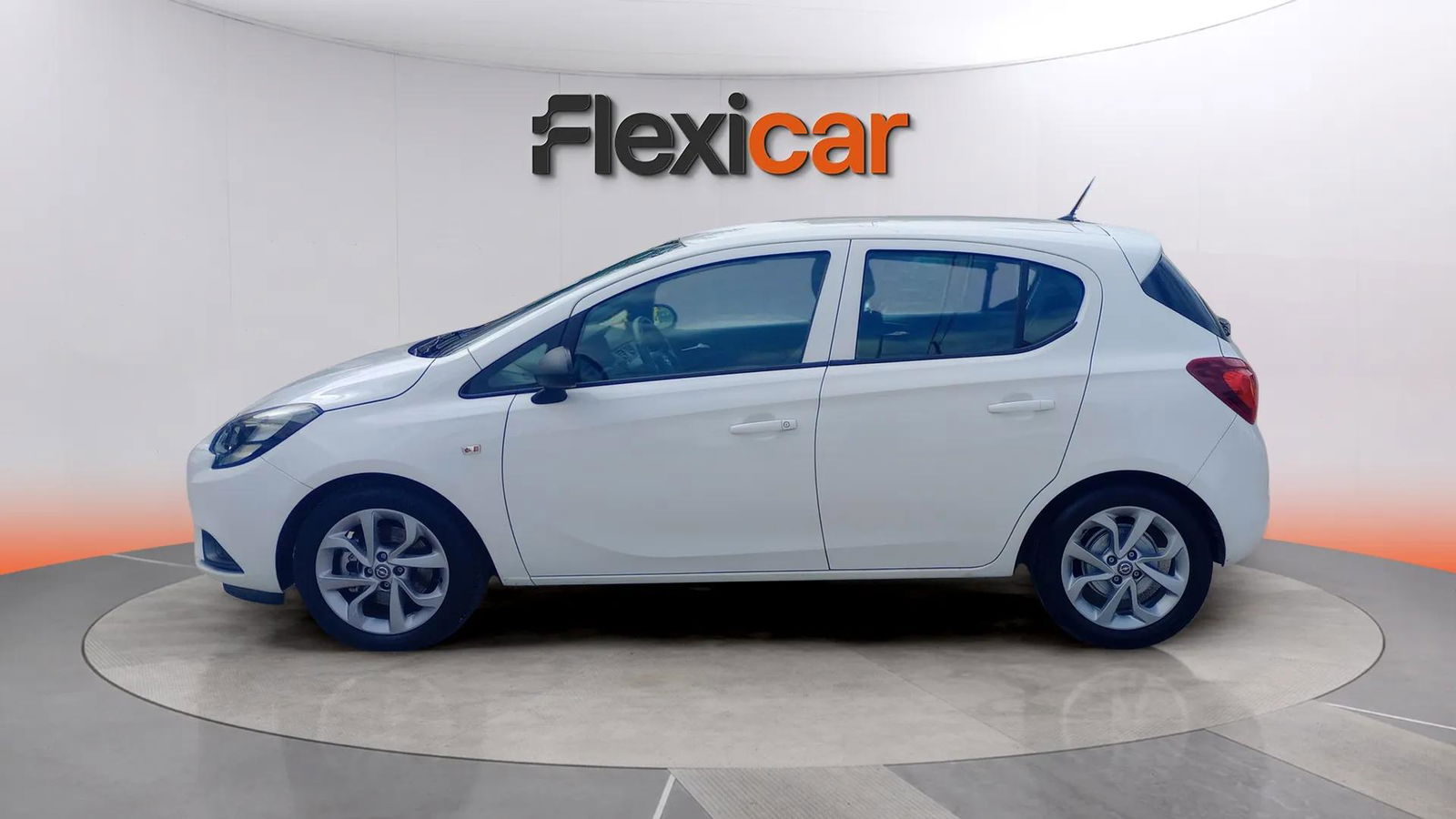 https://cdn-flexicar.caraffinity.it/public_appraisal_images_pro/images/stock/167379/4SJruF7y6w__5569JPT_d632b136bff24180a00f7ec7a2bf677f_Exterior_5.jpg.jpg