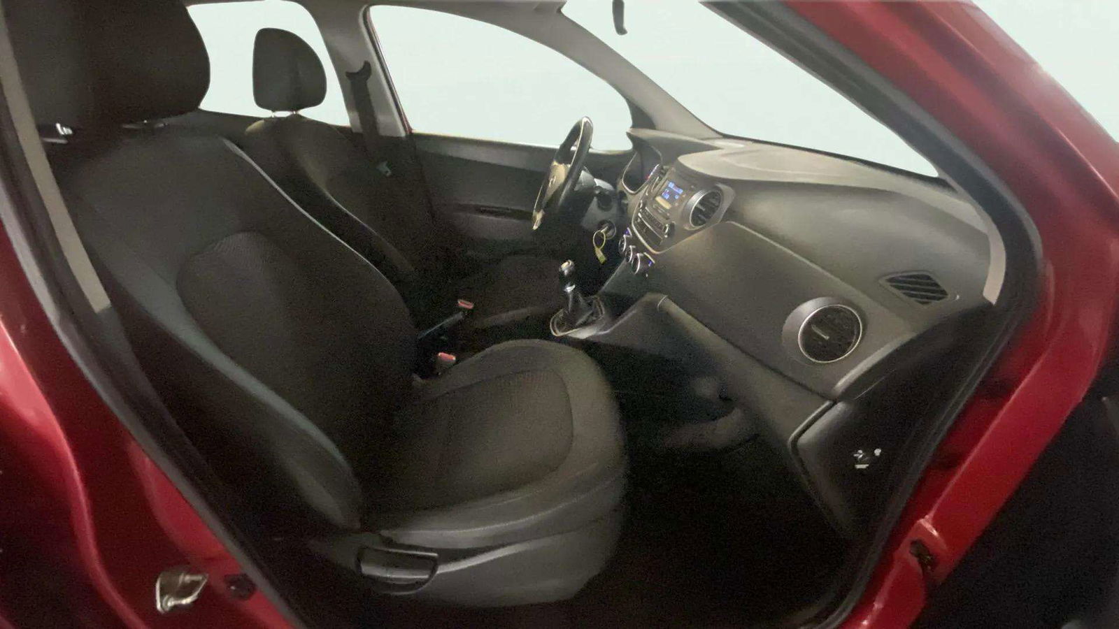 https://cdn-flexicar.caraffinity.it/public_appraisal_images_pro/images/stock/167792/mynQ4RcJID__2963KZN_d51157911aa9448491814602675653c6_Interior_10.jpeg.jpg