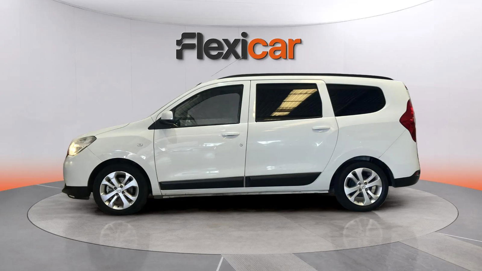 https://cdn-flexicar.caraffinity.it/public_appraisal_images_pro/images/stock/168140/WB3LofbZ4y__4902JWL_712fe5b5056f439fa3f4372af80c215f_Exterior_2.jpeg.jpg