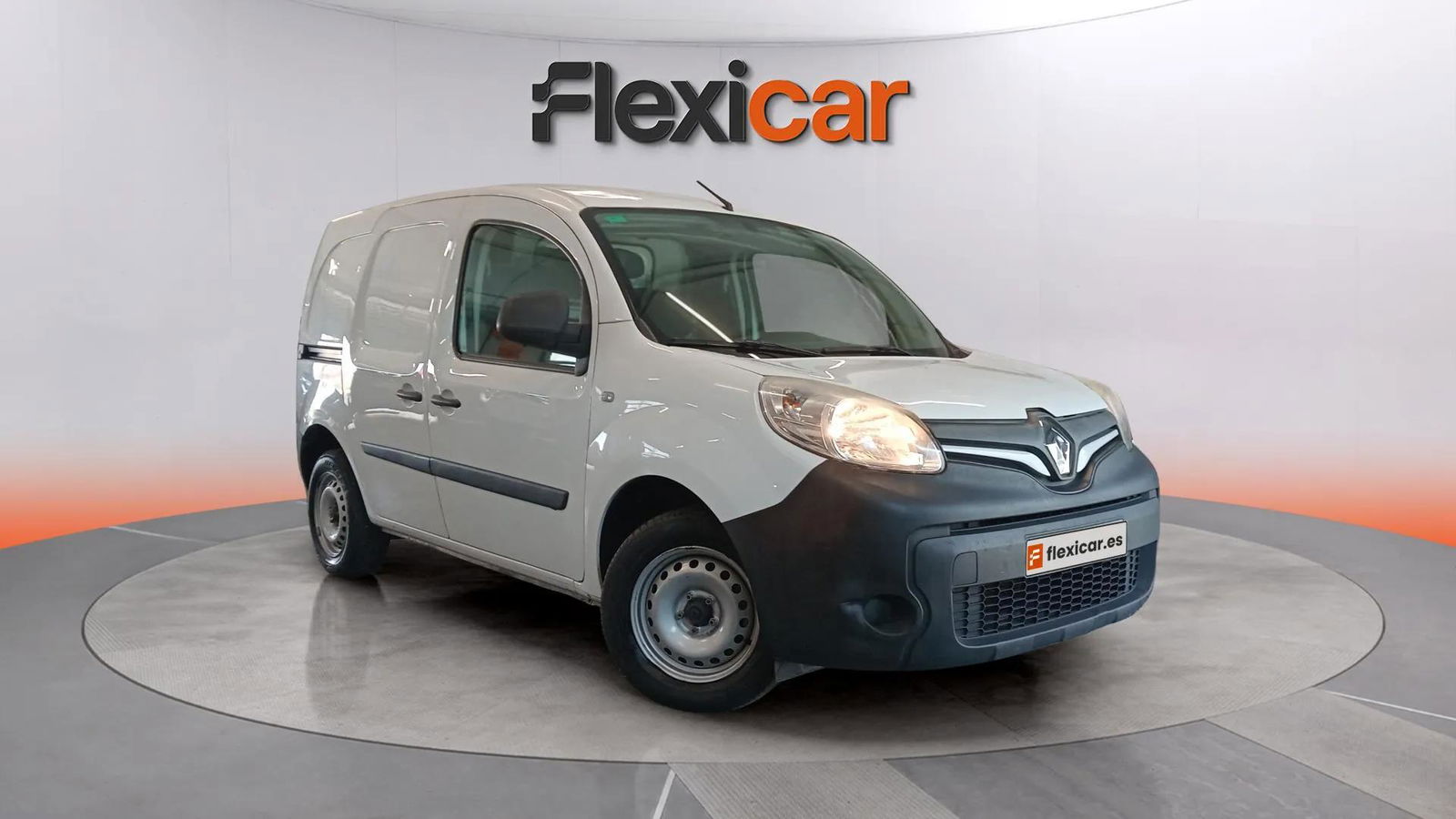 https://cdn-flexicar.caraffinity.it/public_appraisal_images_pro/images/stock/168342/lW7X9DBlD3__2681KZR_a9b32368659c4502a6645b97d301de08_Exterior_7.jpg.jpg?format=jpeg