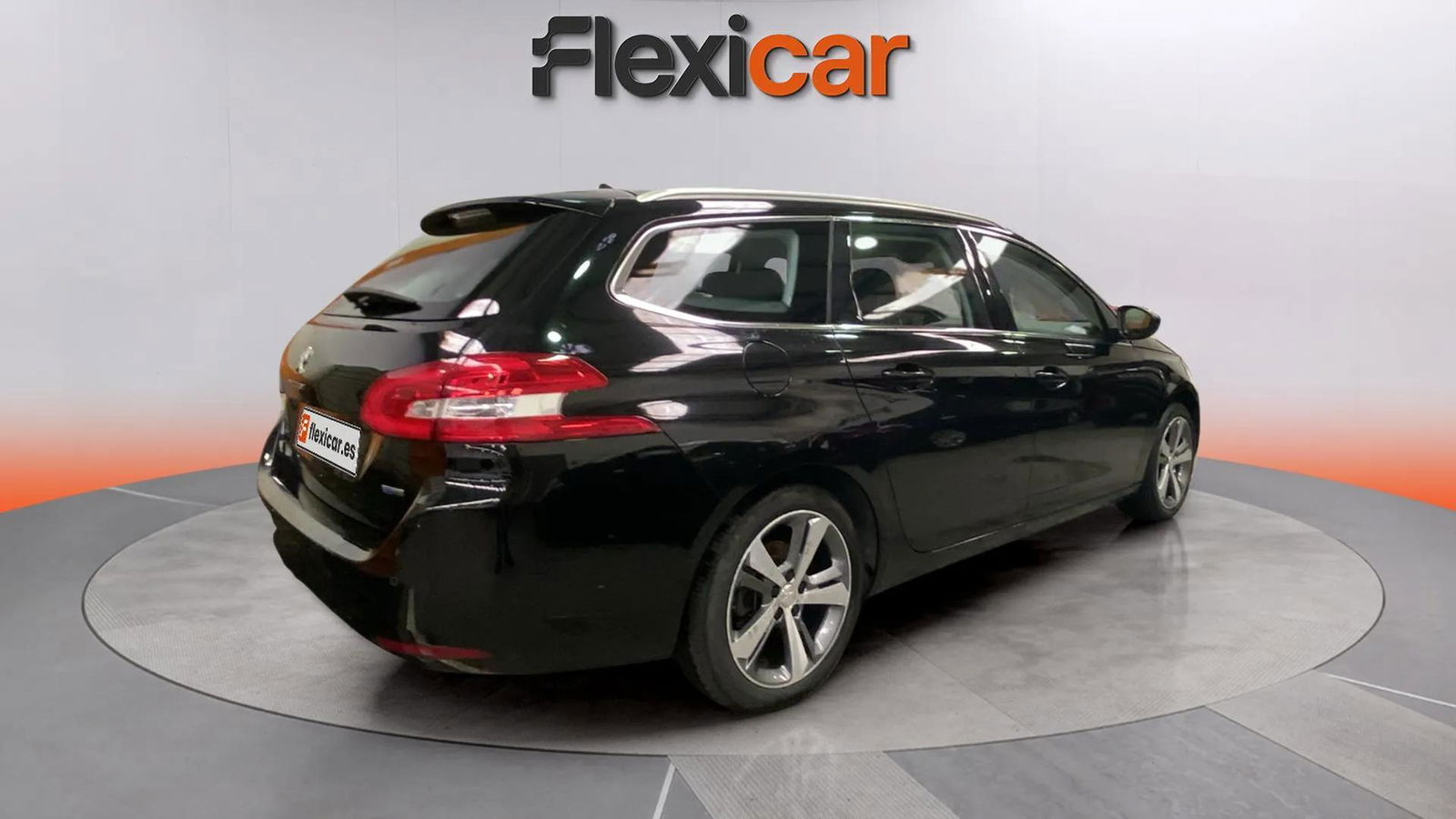 https://cdn-flexicar.caraffinity.it/public_appraisal_images_pro/images/stock/170417/8L640CdAry__2632KDK_530b8225f36c4aa38390d281484bf7ca_Exterior_5.jpeg.jpg
