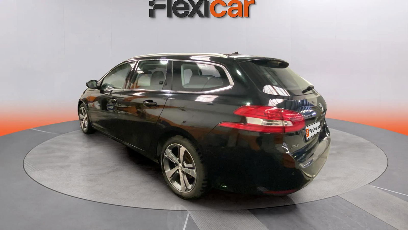 https://cdn-flexicar.caraffinity.it/public_appraisal_images_pro/images/stock/170417/VBcq368S26__2632KDK_530b8225f36c4aa38390d281484bf7ca_Exterior_3.jpeg.jpg