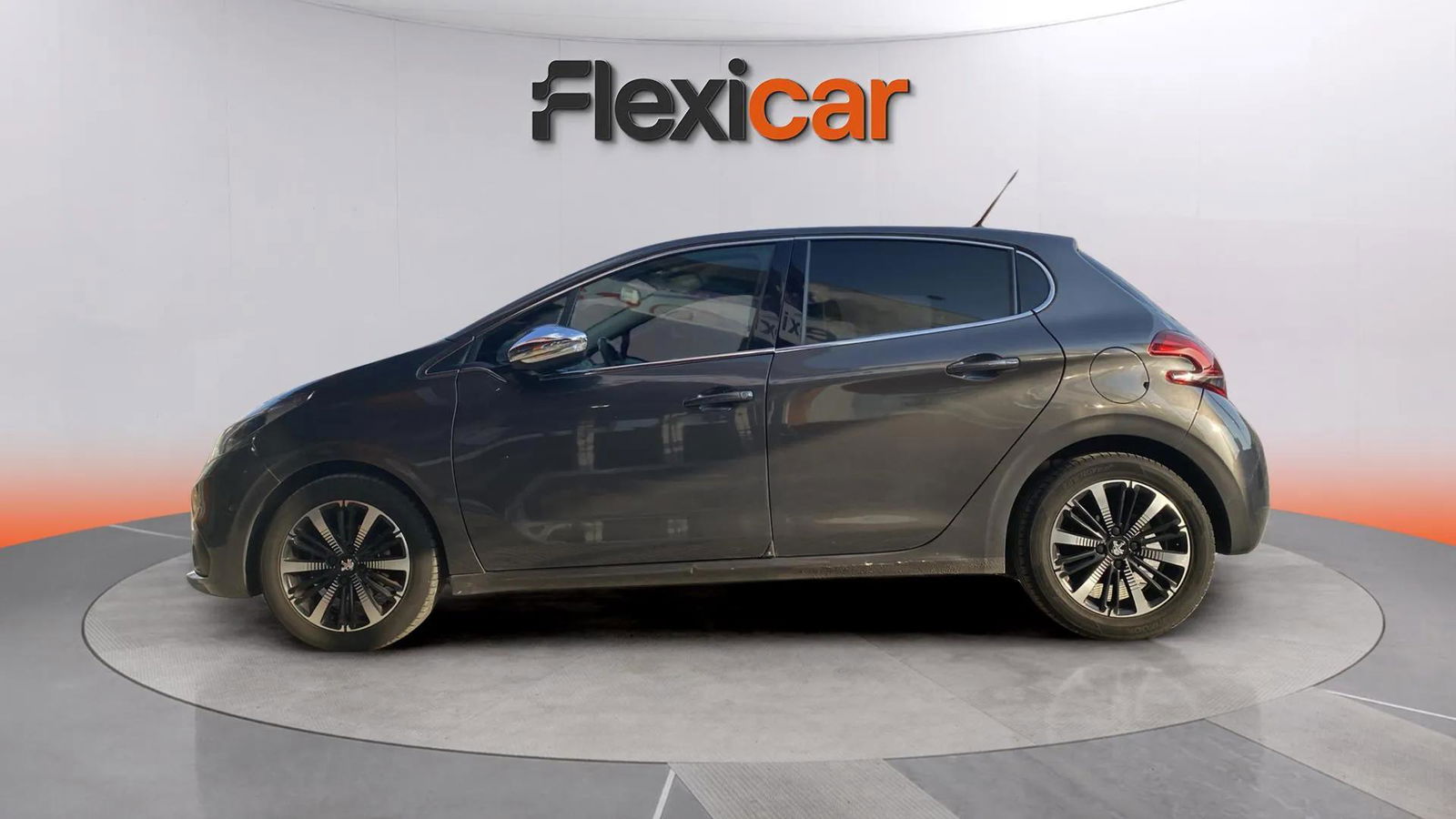 https://cdn-flexicar.caraffinity.it/public_appraisal_images_pro/images/stock/170496/YteaTfpieS__1_5_Exterior_6645KPT_a78d3c76c9a044baa364629e3d26b4f0_Exterior_5.jpeg.jpg