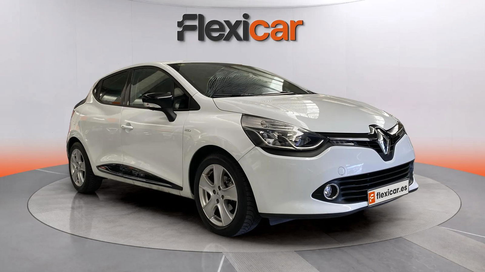 https://cdn-flexicar.caraffinity.it/public_appraisal_images_pro/images/stock/170713/VrosYJ6Hjk__3962JRB_e18aadcf93244b28839669627dbb9db0_Exterior_7.jpeg.jpg?format=jpeg